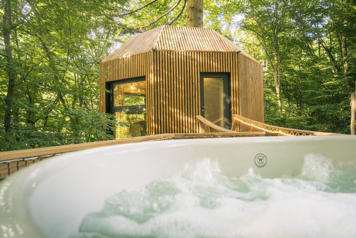 Cabane SPA Cocoon : une évasion en hauteur en Rhône-Alpes