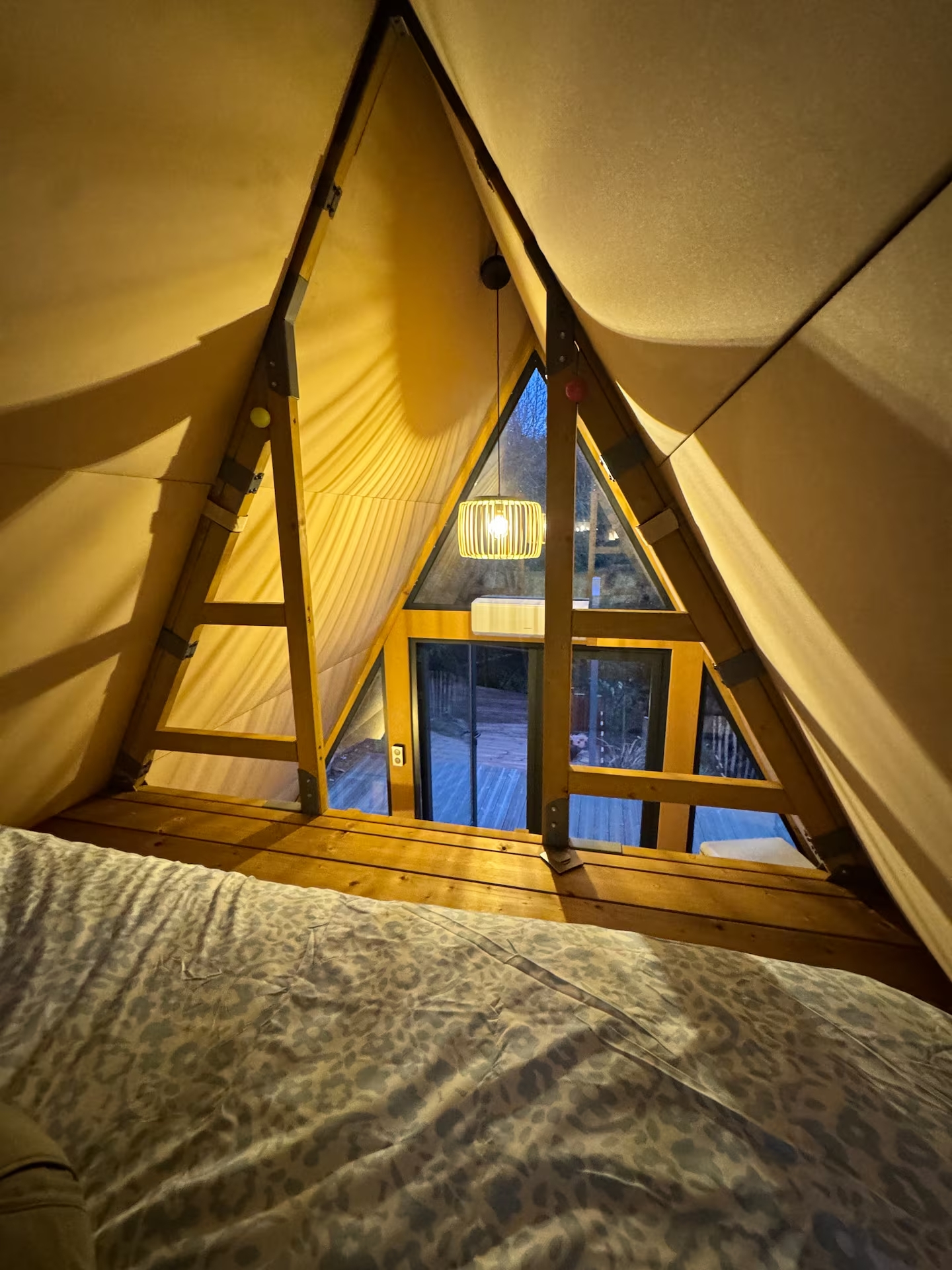 Cabane Glamp Marguerite — Séjour détente avec spa à Pyrénées-Orientales à Perpignan — environnement naturel