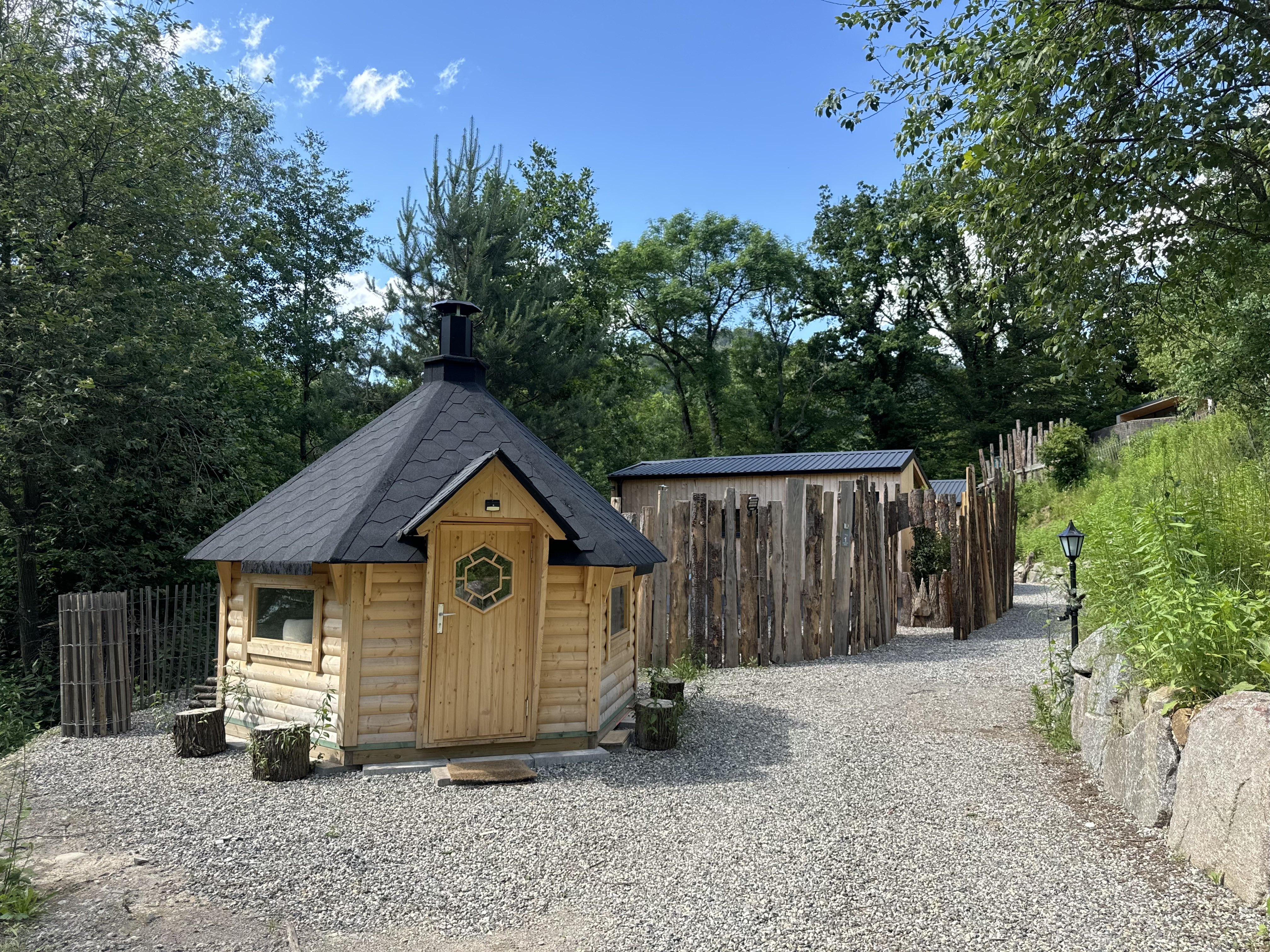 Le Binôme Aigle & Céphée - Cabane avec bain nordique en Alsace à Orbey — vue depuis la terrasse