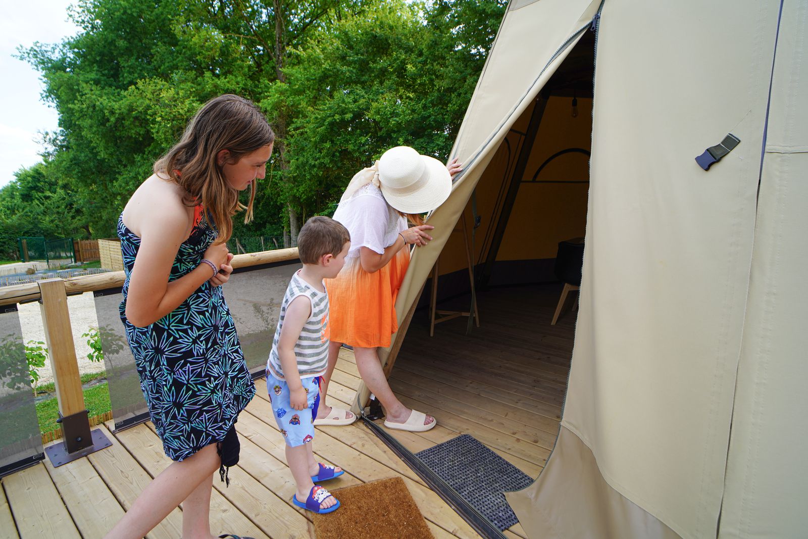 Le Tipi de L'Orée des 4 chemins — Nuit avec spa à Yonne à Villeneuve-Saint-Salves — salle de bain