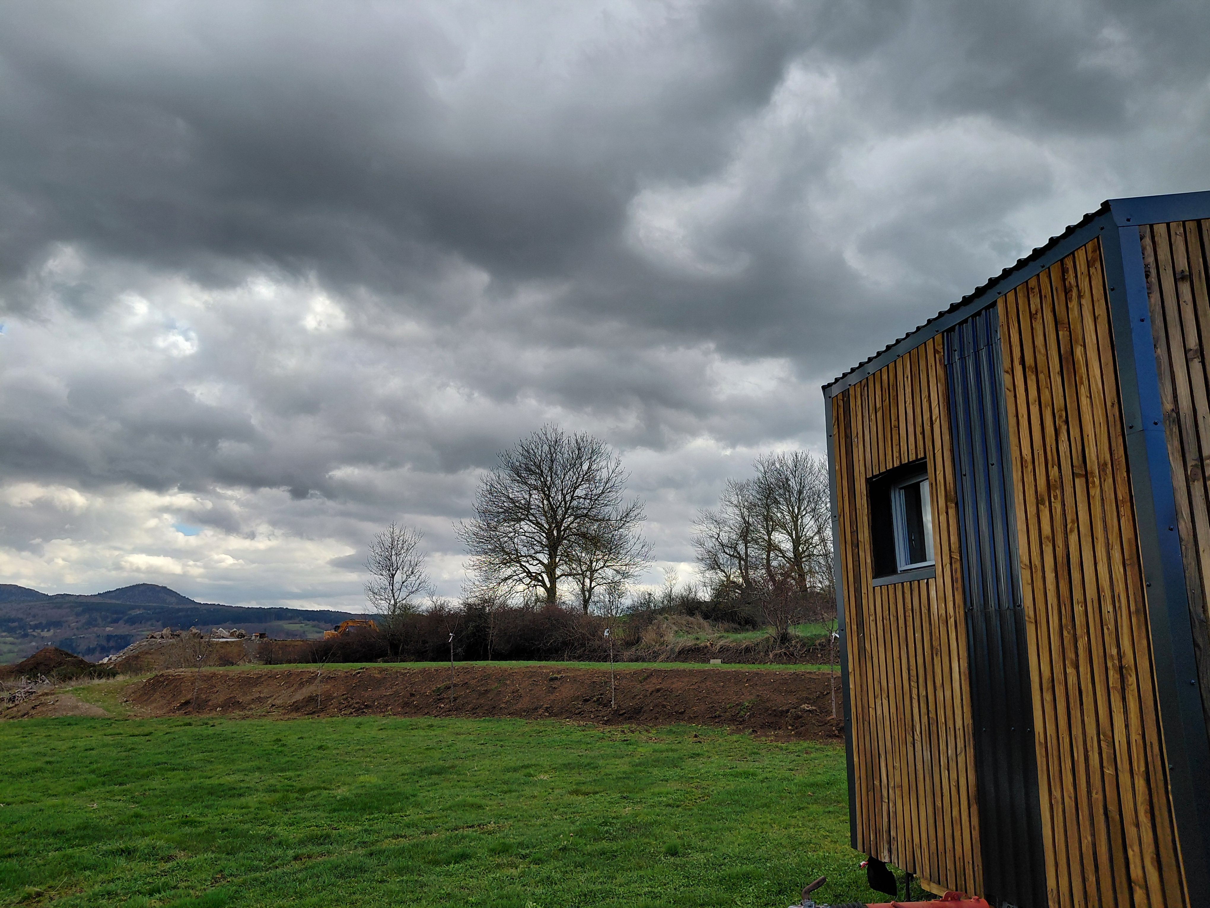 Tiny house 'La Tititiny' — Évasion avec spa à Haute-Loire à Saint-Christophe-d'Allier — cuisine