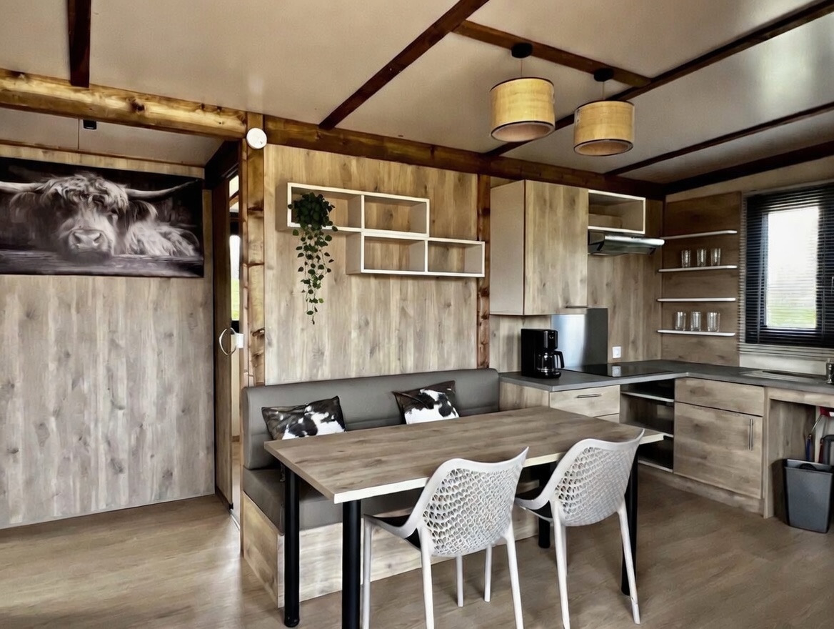 Cabane PMR Spa — Évasion relaxante à Ain à Meillonnas — environnement naturel