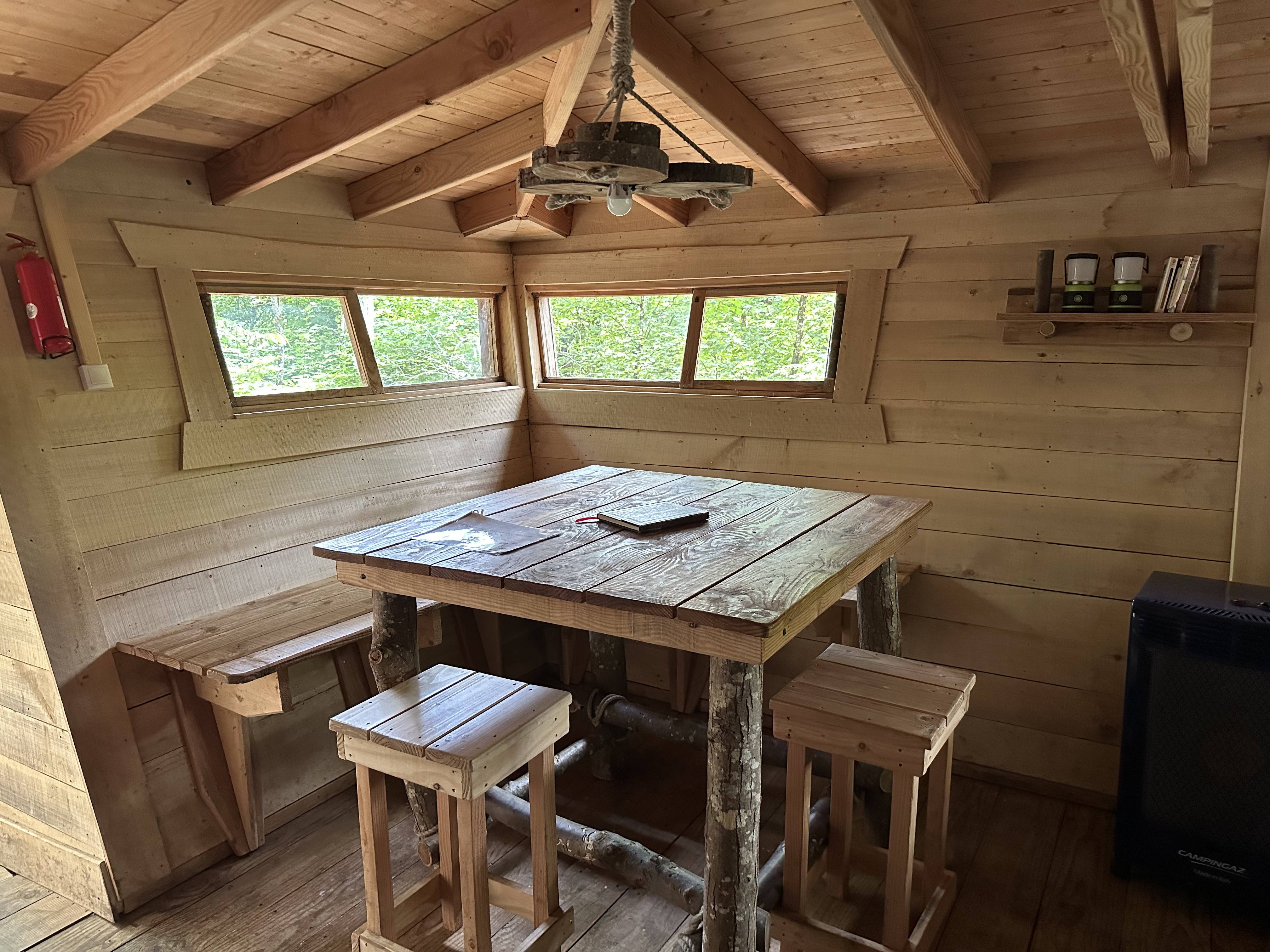 Cabane Mésange — Cabane sur pilotis à 8m en Mayenne à L'Orbière — vue depuis la terrasse