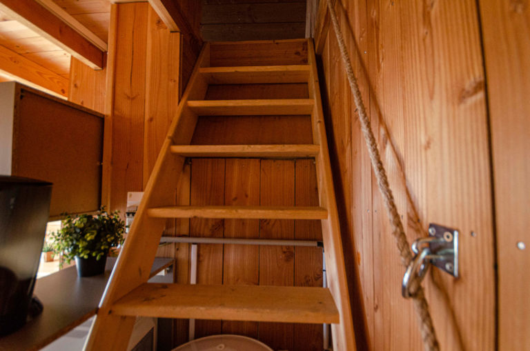 Chalet Tipi — Séjour relaxant avec spa à La Ferme Des Épis à Valambray — environnement naturel