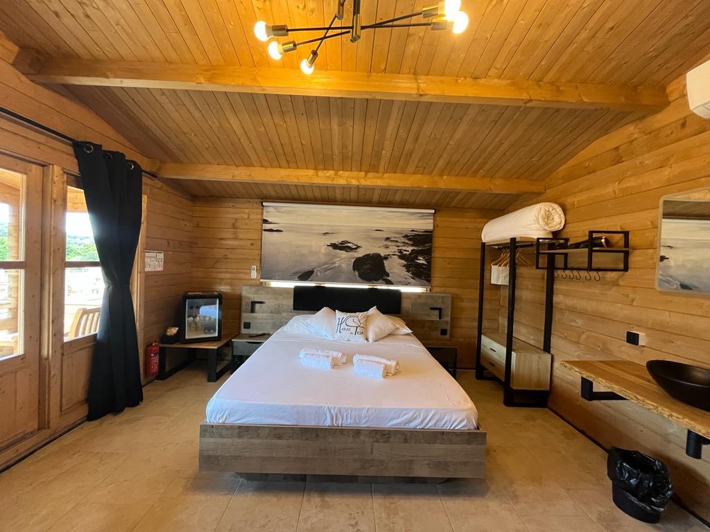 Un chalet romantique au cœur de la Corse — Chalet à Occhiatana
