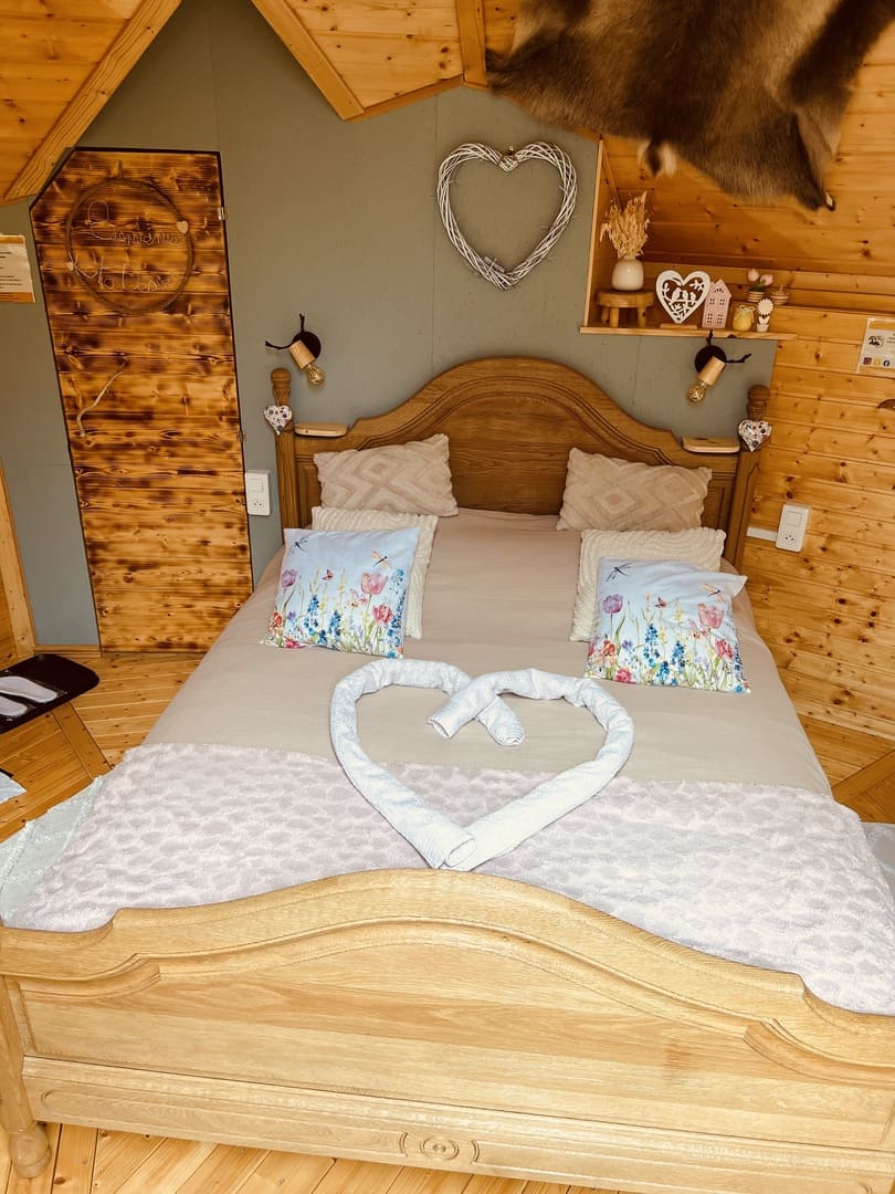 Kota Désiré & Spa : une évasion en pleine nature à Saint Die Des Vosges — chambre