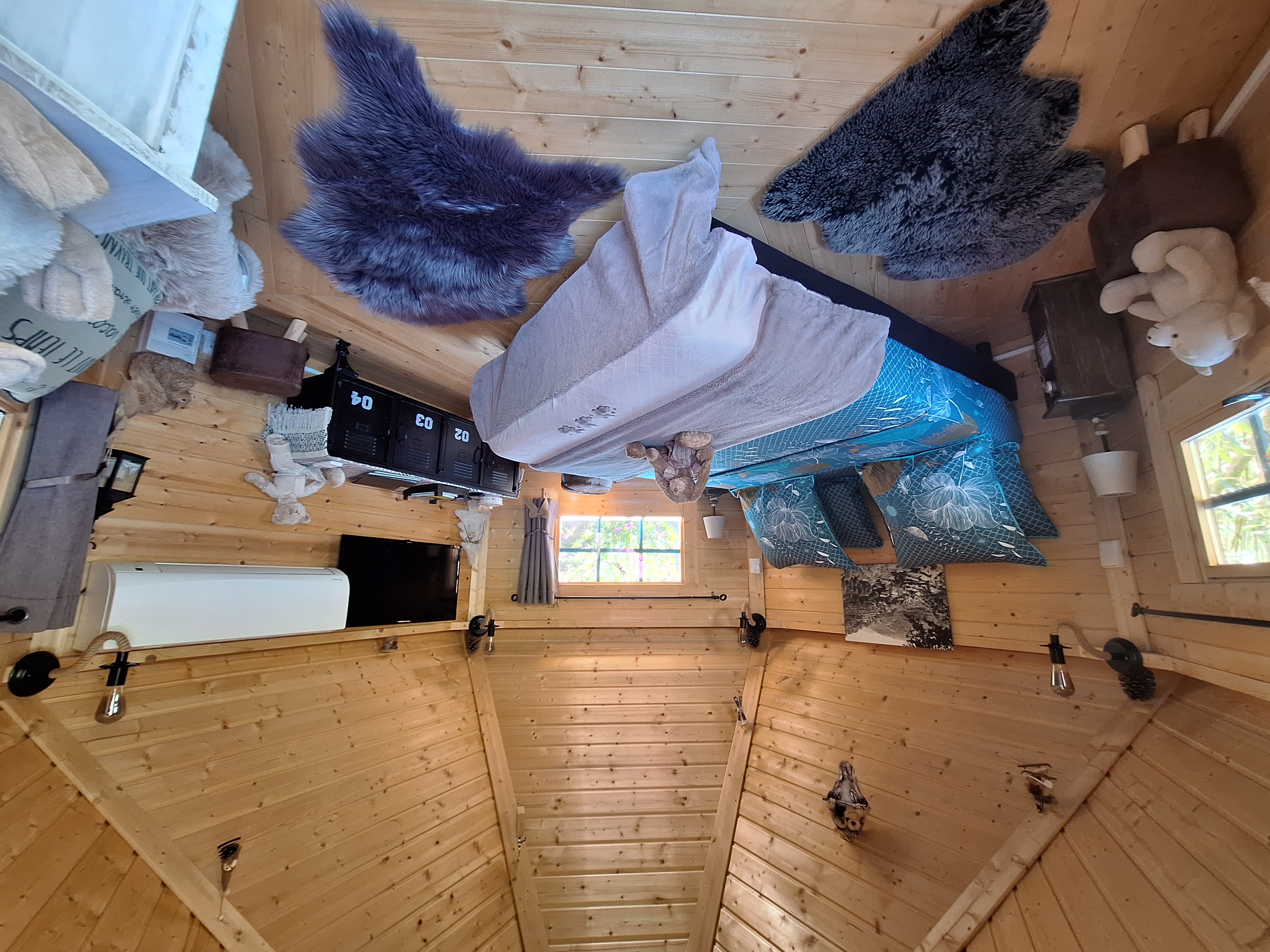 La Cabane de Mes Rêves — Cabane avec spa à Saint-Jean-du-Gard à Saint-Jean-du-Gard — espace de vie