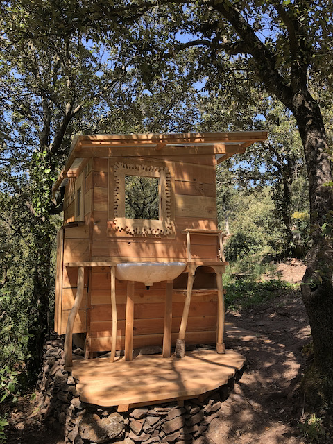 Photo 8/9 — Dôme « Un dôme en châtaignier pour une expérience champêtre inoubliable » à Prémian Hérault