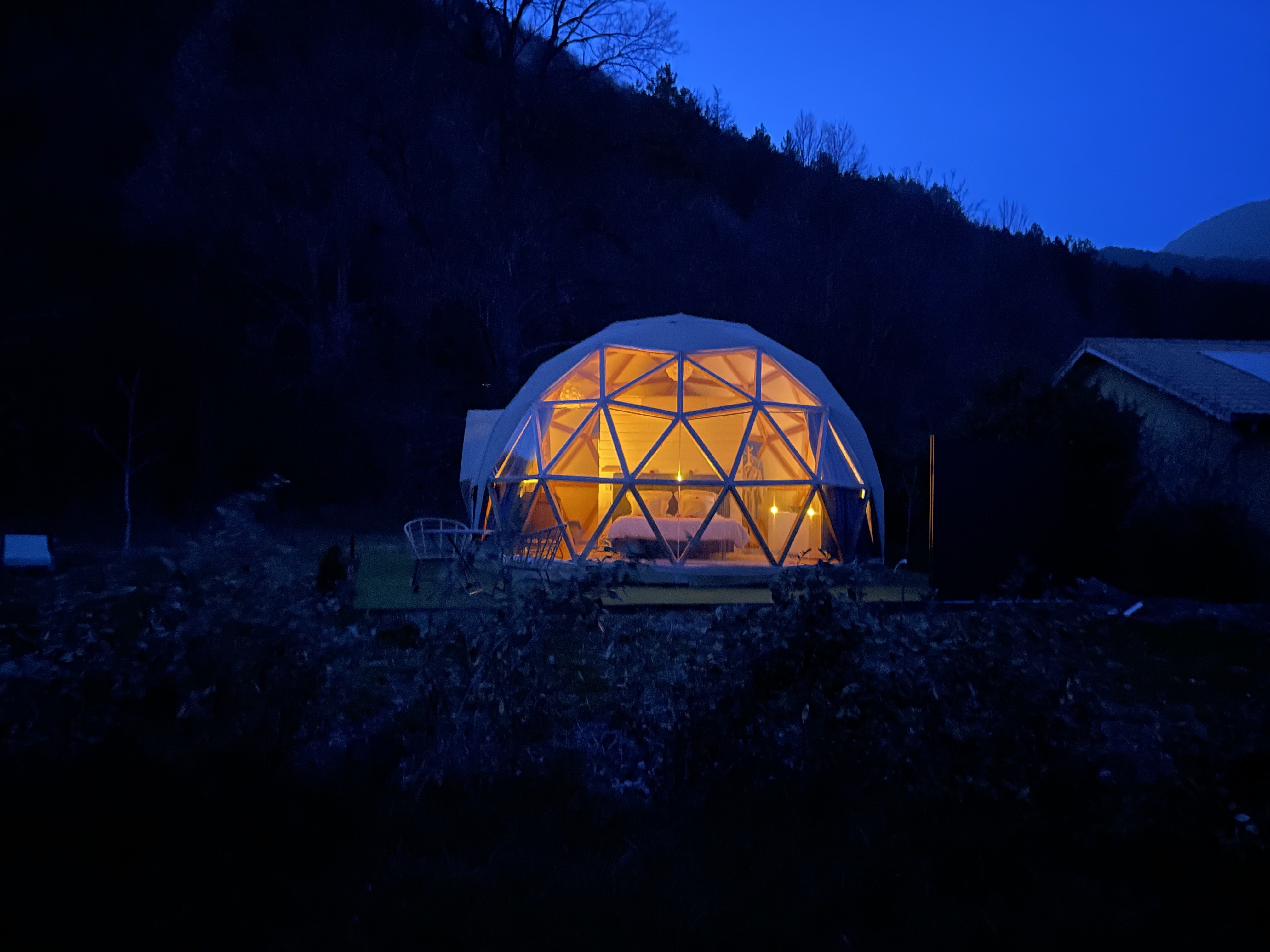 Dôme Valentin & Spa : une expérience unique en Provence à Veynes — chambre