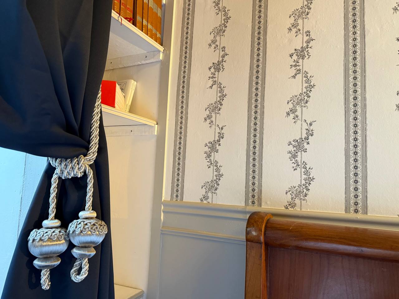 Chambre du Pèlerin — Chambre à thème avec spa à Landes à Geloux — salle de bain