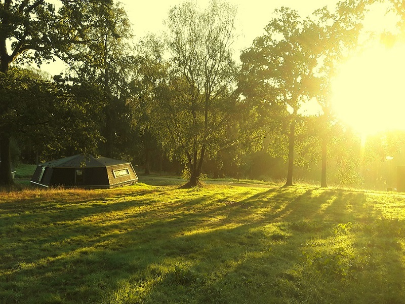 Gîte Charbonnier : un refuge avec spa privatif en Basse-Normandie à Saint-Sever-Calvados — vue intérieure