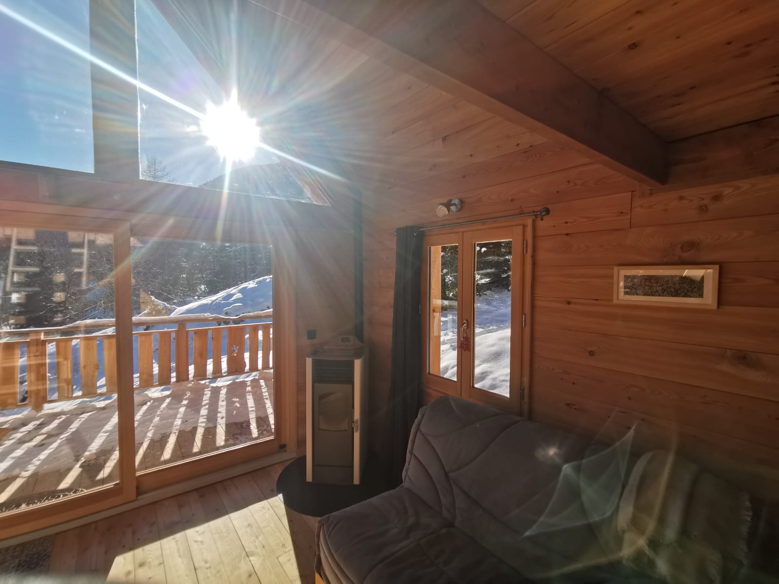 Cabane "Les Eaux Tortes" — Nuit avec vue panoramique à Alpes-de-Haute-Provence à Digne-les-Bains — vue intérieure
