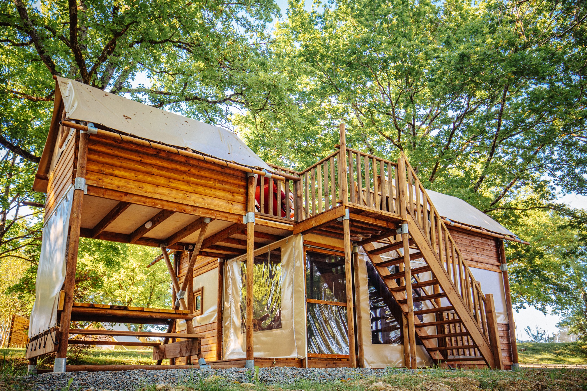 L'Ecolodge Duplex Nature — Cabane sur pilotis avec spa à Gers à Riguepeu — vue intérieure