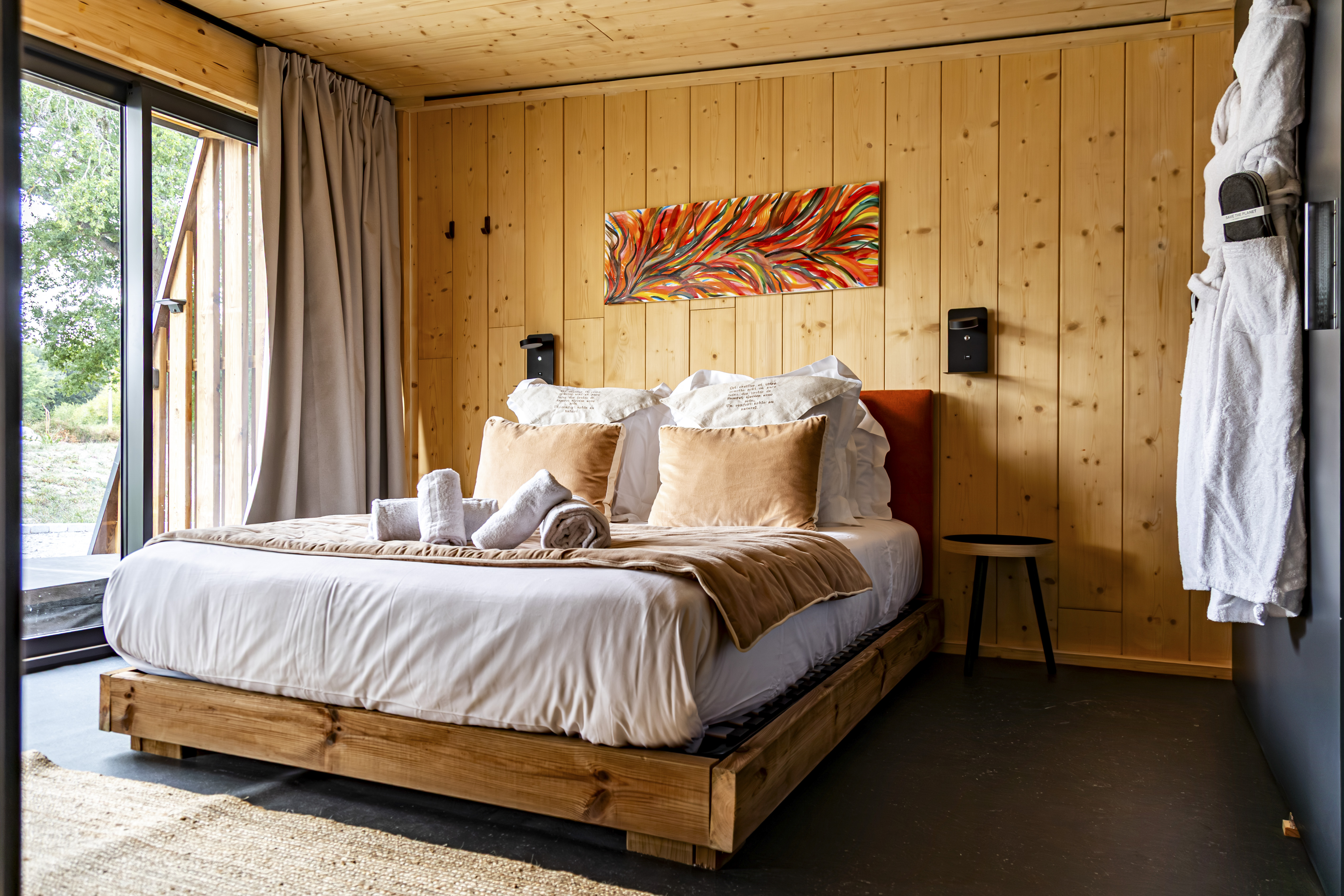 Pépites Lodges et Spas Lodge 2 Exclusif — Ecolodge avec spa privatif à Allier à Montluçon — espace de vie