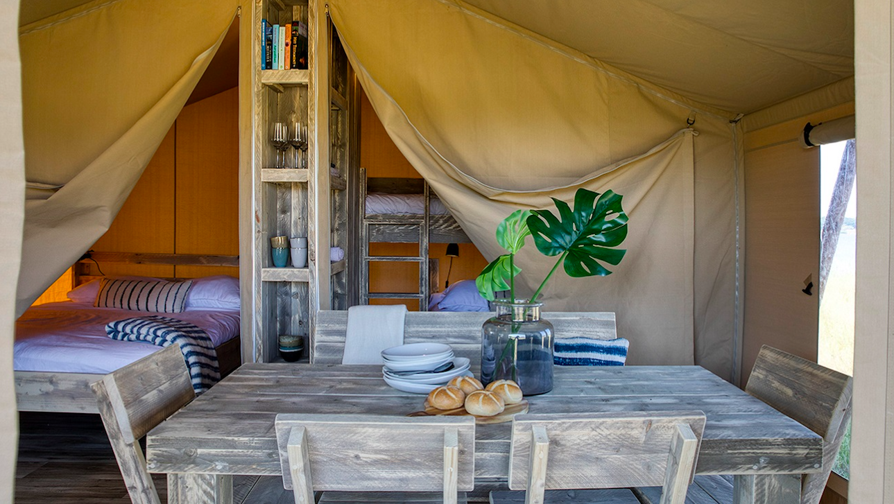 Bungalodge Kenya Haliotis : une expérience unique en pleine nature à Pontorson — espace de vie