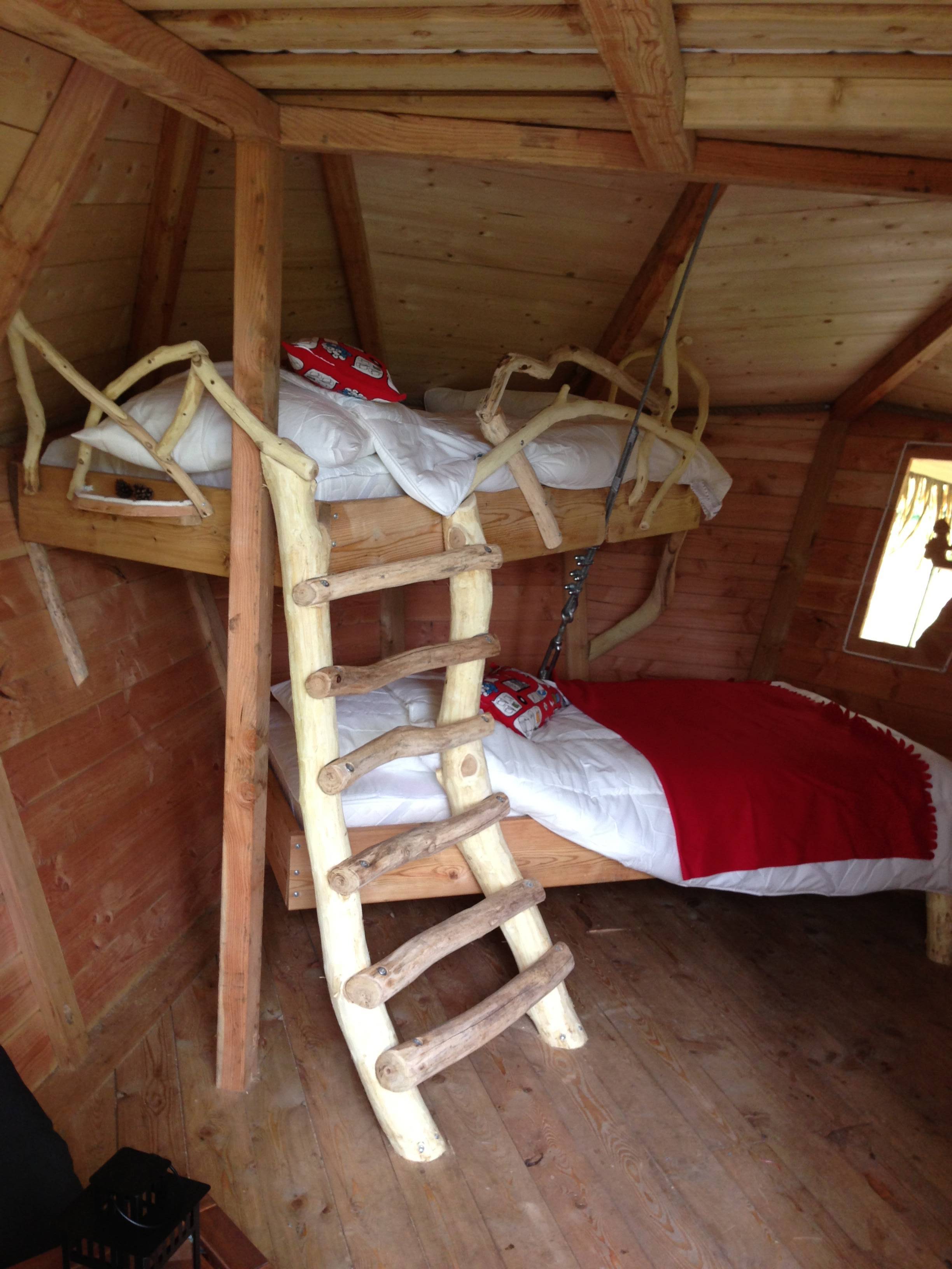 L'aventurière — Cabane dans les arbres avec spa à 7m en Maine-et-Loire à Les Garennes Sur Loire — chambre