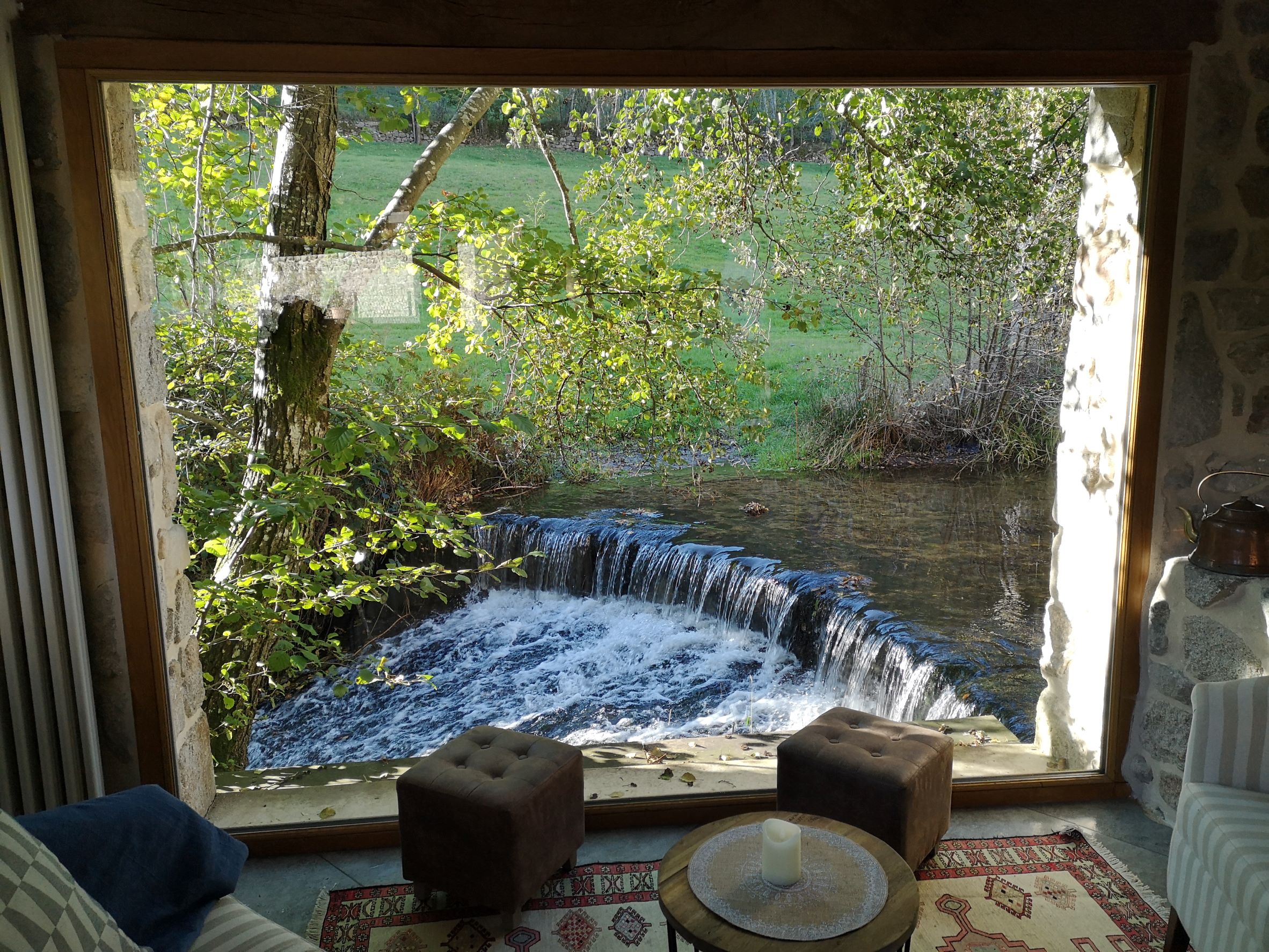 La Chapelle-Moulin & SPA — Nuit romantique dans une cascade à Loire
