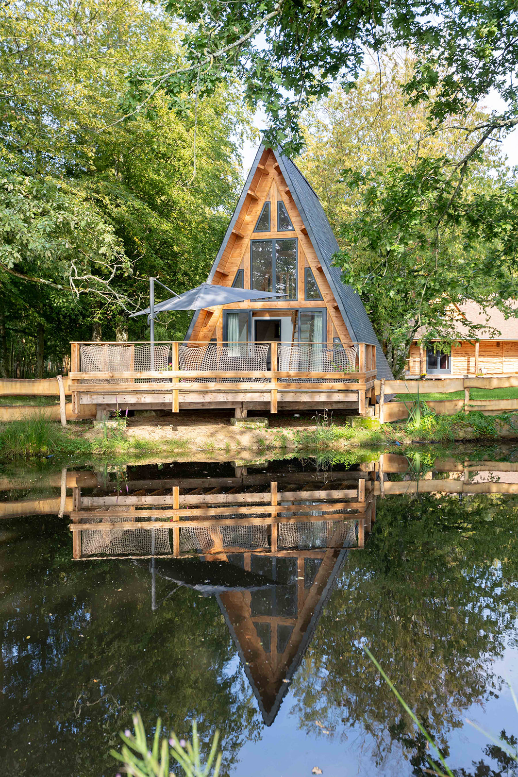 La cabane Delta : une évasion au cœur de la nature à Echouboulains — espace de vie