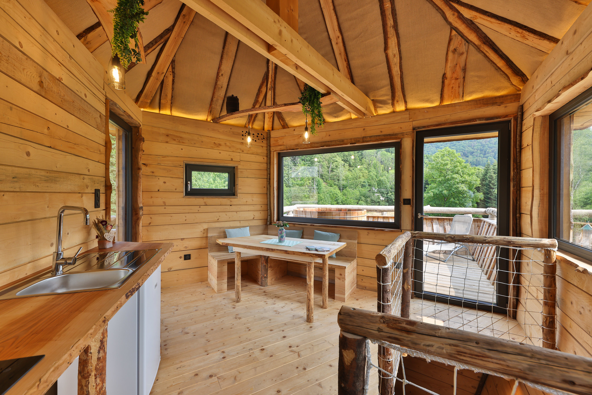 La Cabane du Vigneron & Spa : une échappée en Alsace à Mittlach — chambre