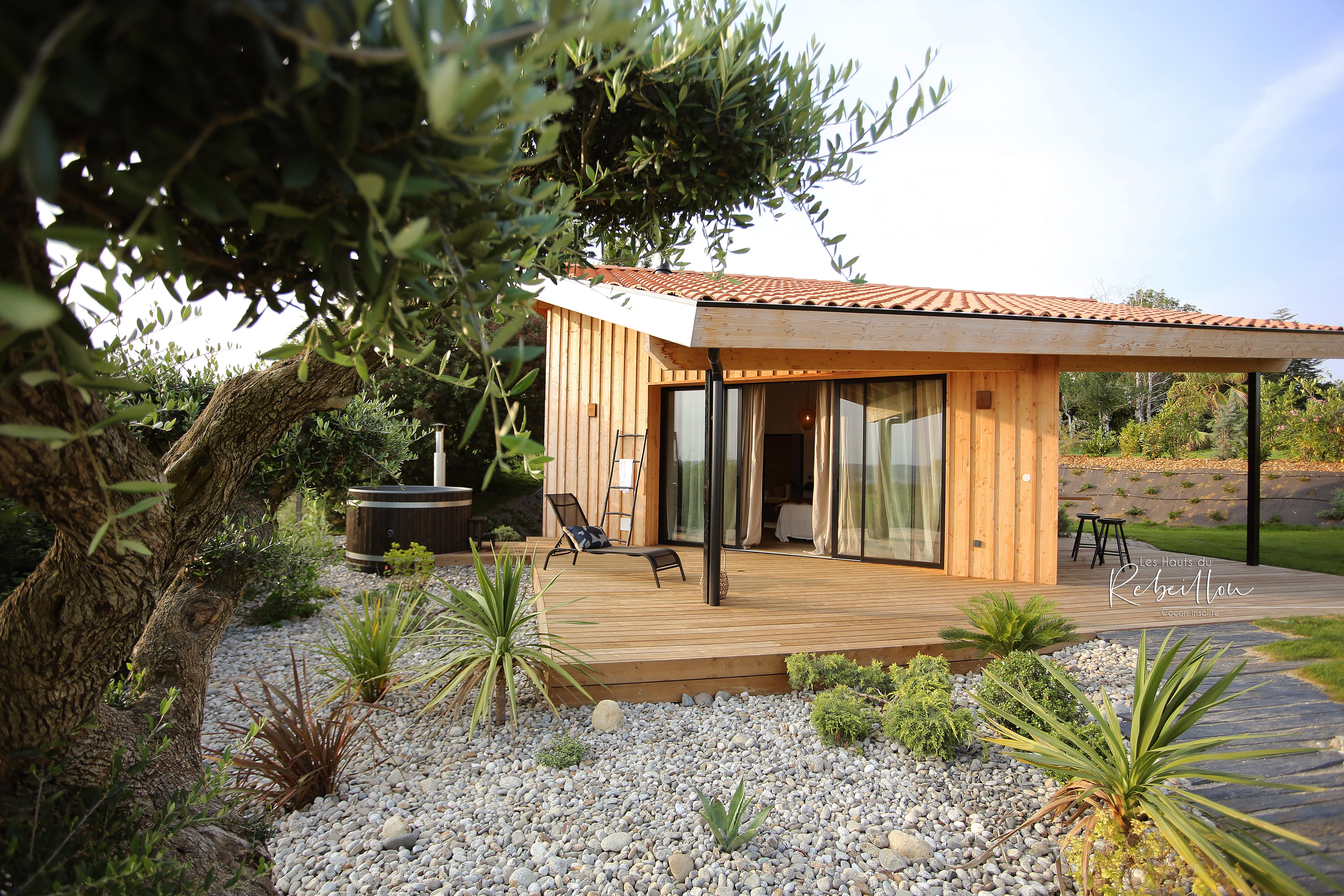 La Cabane des Hauts Du Rebeillou — Cabane Spa à Haute-Garonne à Toulouse — vue depuis la terrasse
