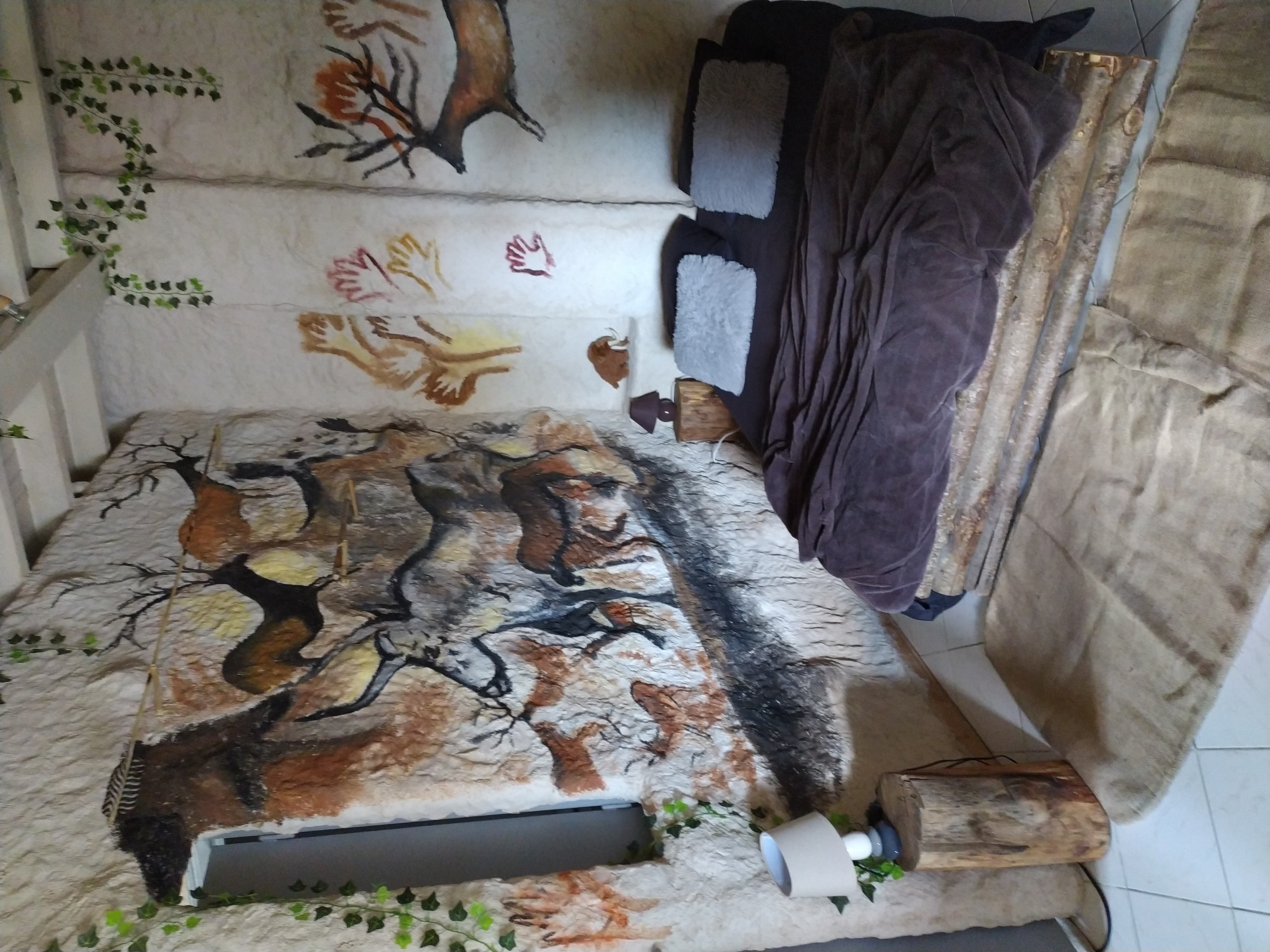 Homosapiens — Maison insolite avec jacuzzi à Saint-Geniès (Dordogne) à Saint-Geniès — vue intérieure