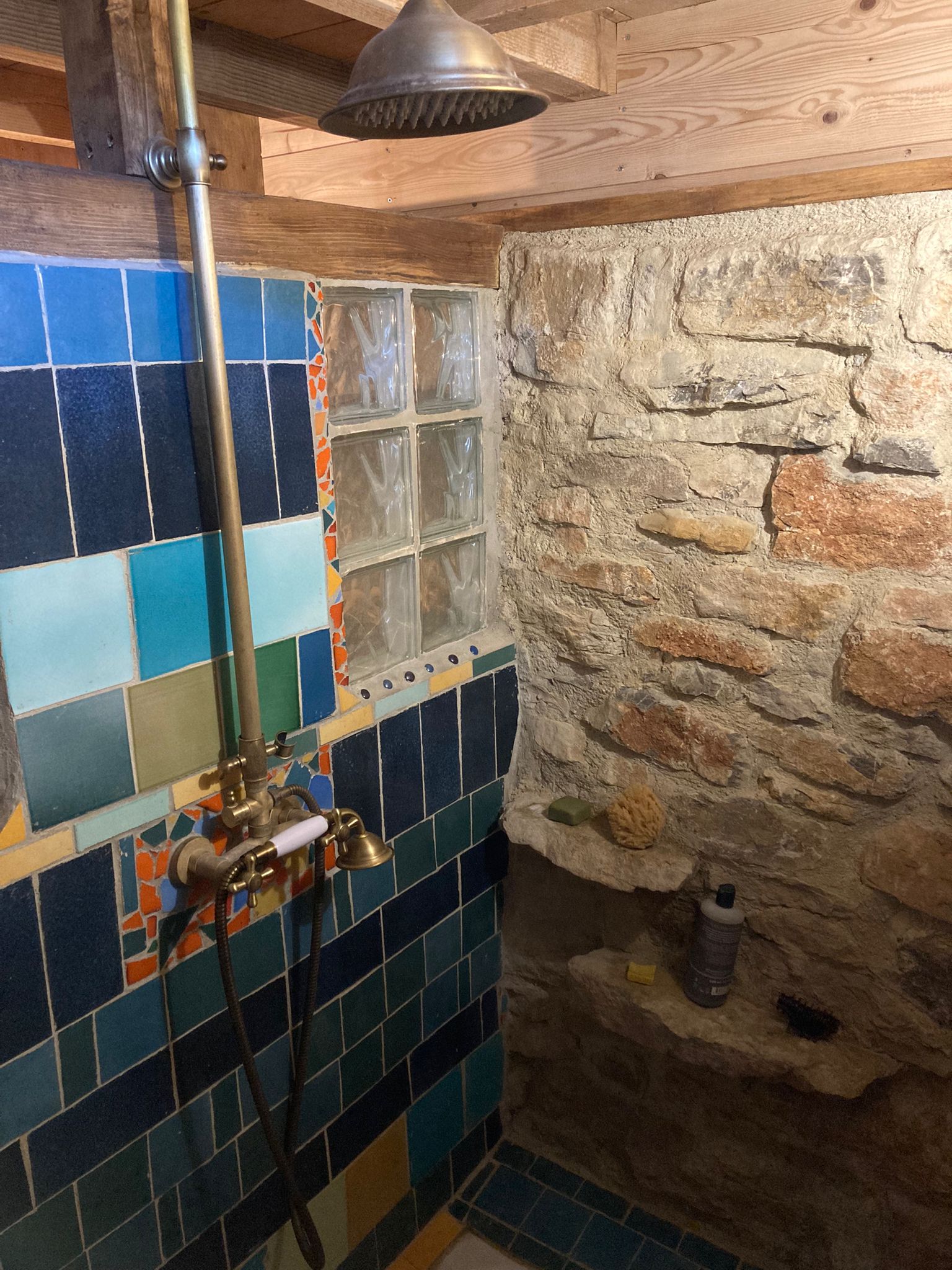 Évasion en maison organique à Barjols à Barjols — cuisine