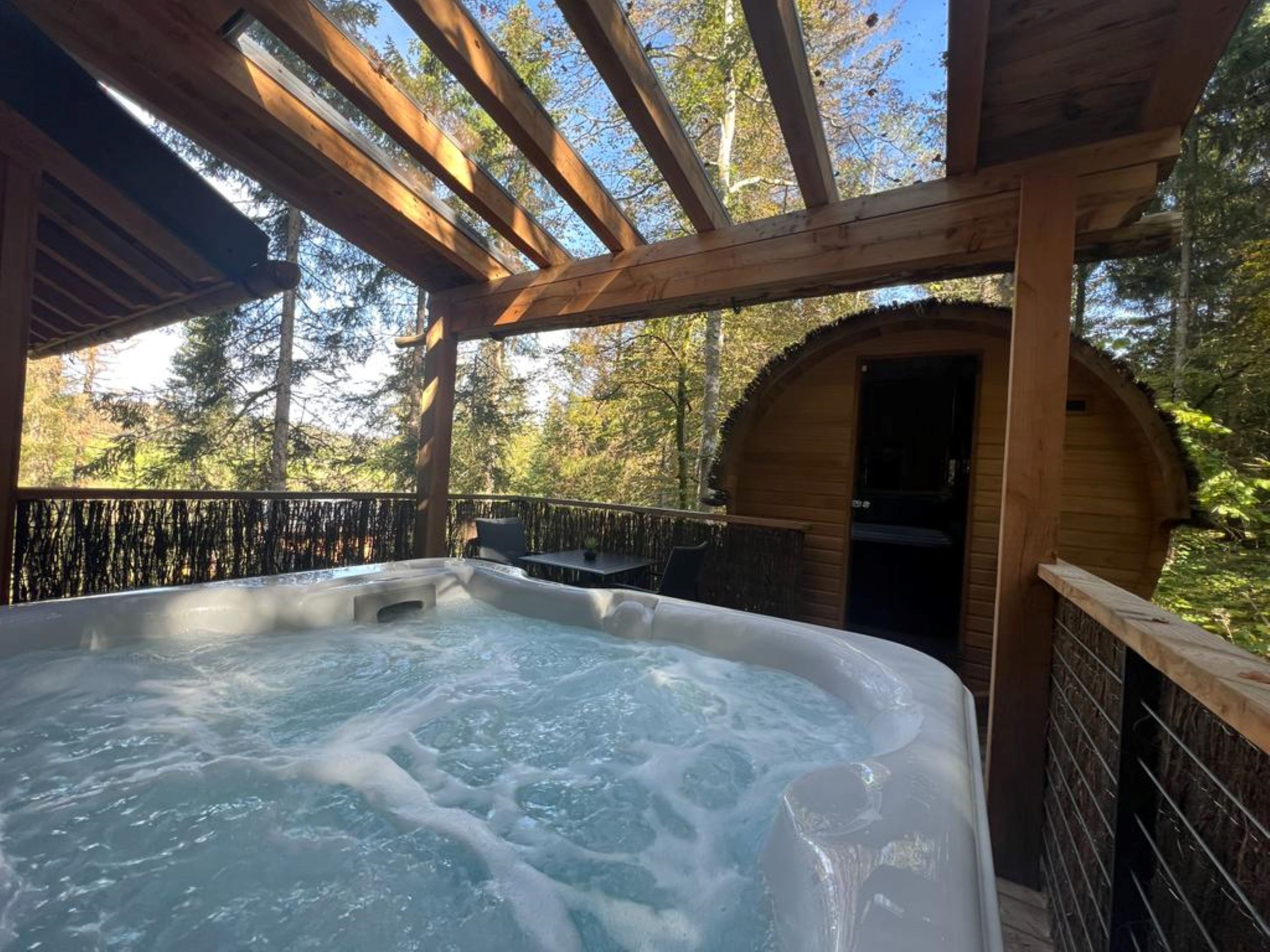Cabane La Champvent : une évasion bien-être en Franche-Comté à Petite Chaux — espace de vie