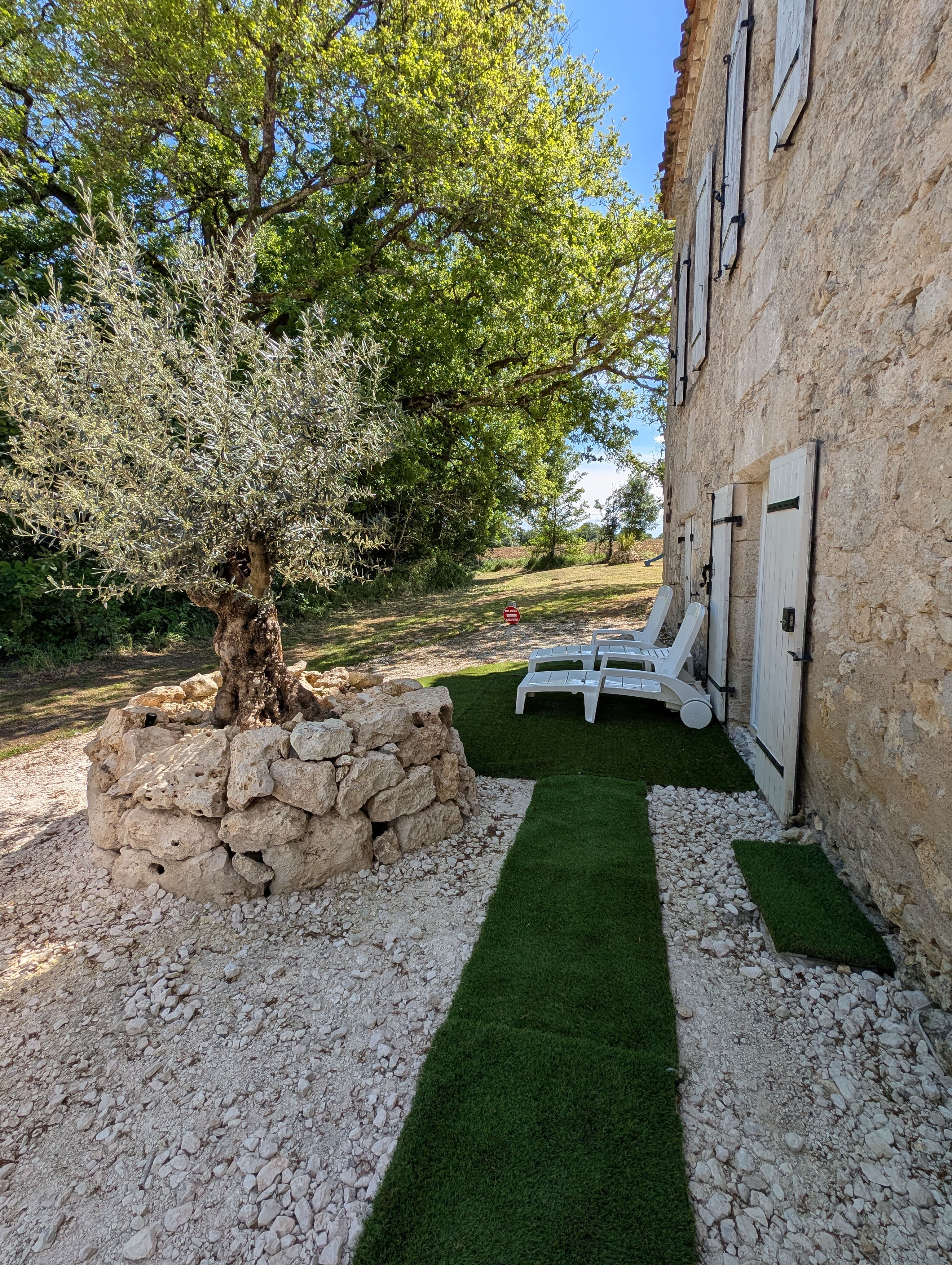 Spassionnement Bali — Maison insolite avec spa à Lot-et-Garonne à Clermont-Dessous — environnement naturel