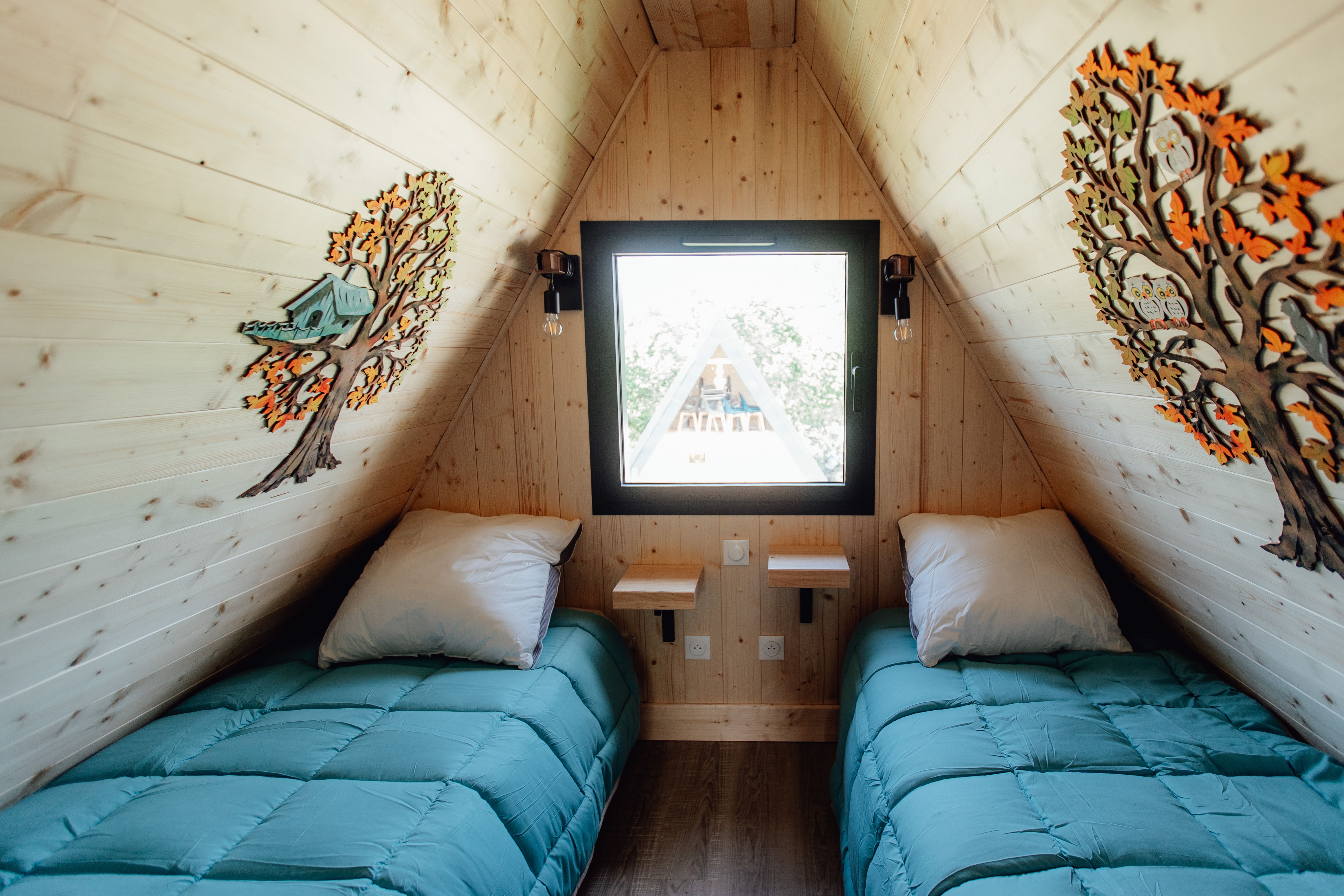 Chalet Herisson : une évasion authentique en Franche-Comté à Coyron — détail architectural