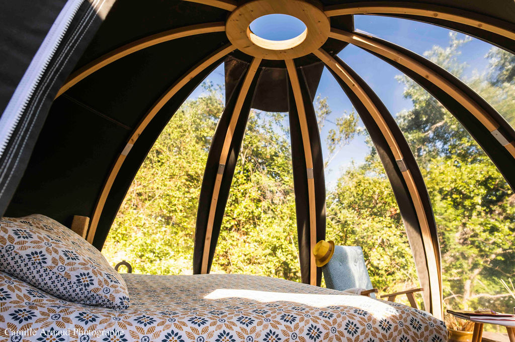 Bulle Provence & Piscine — Nuit étoilée en Drôme à Valence — chambre