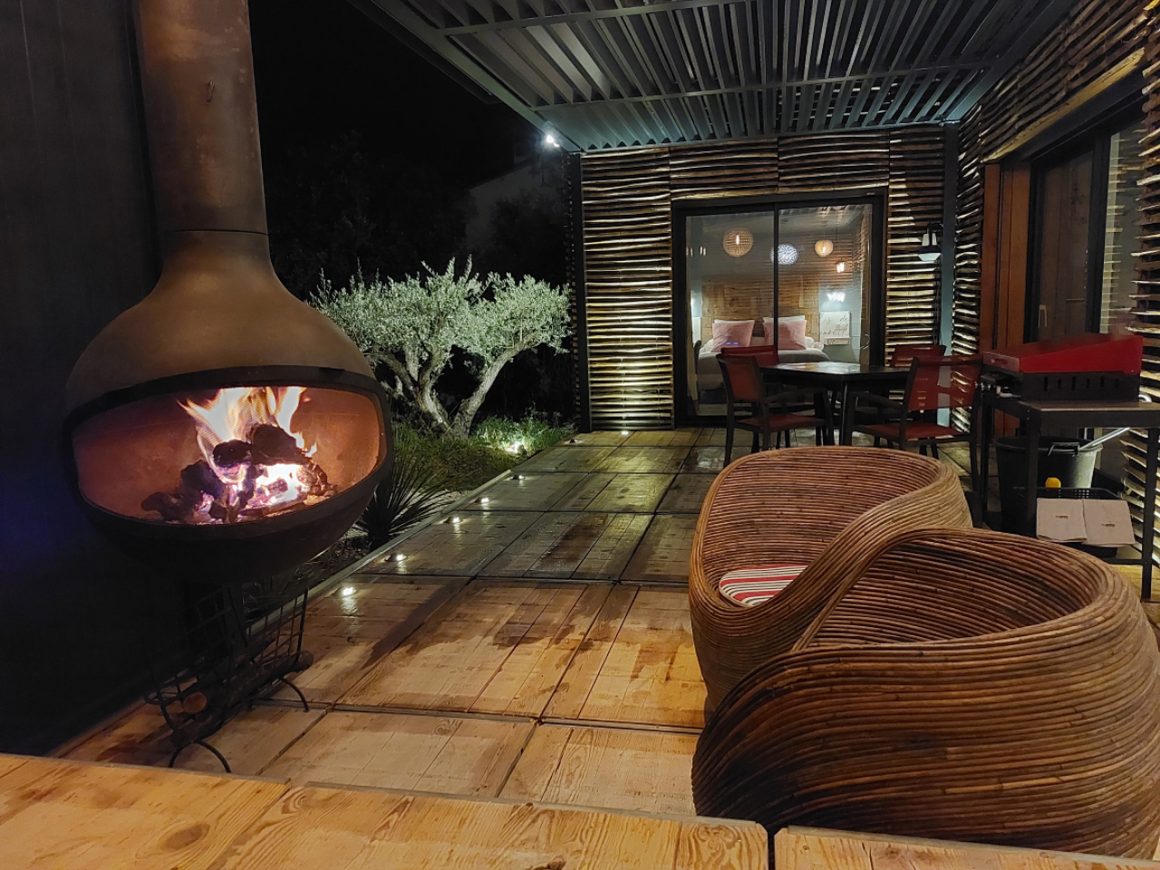 L'ASPHODELE la cabane chic — Séjour avec spa à 2 personnes dans le Gard à Alès — salle de bain