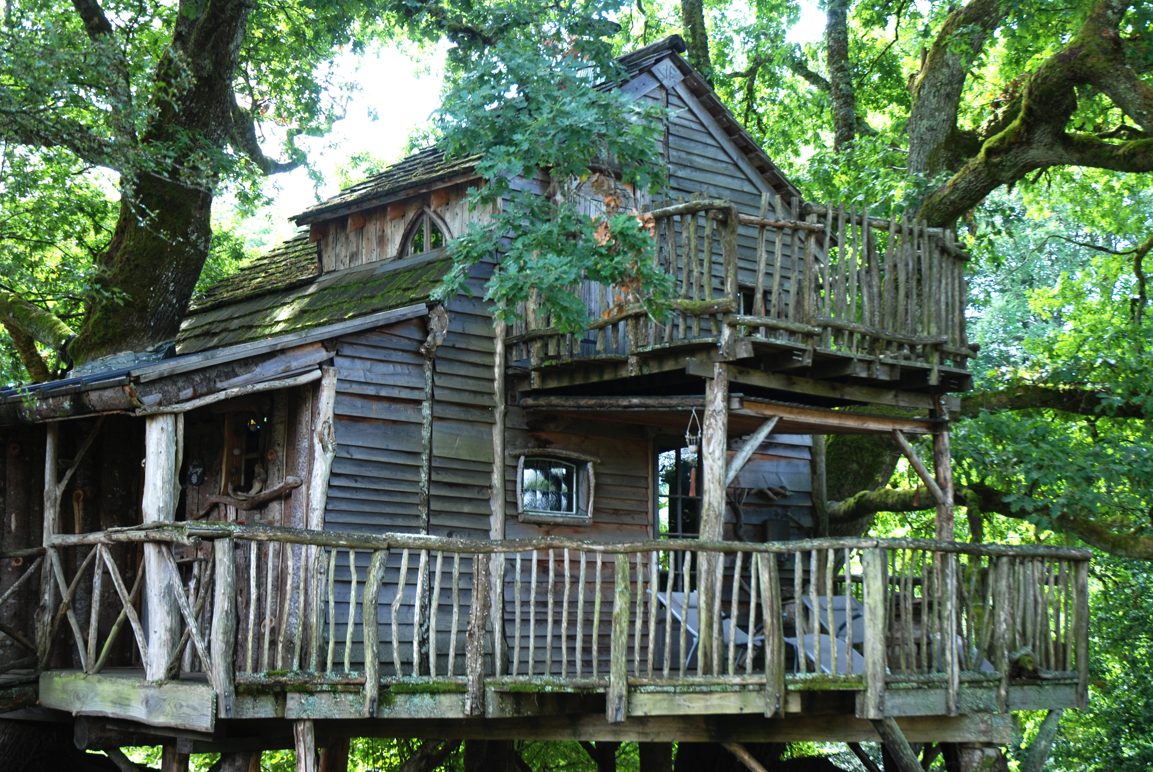 La cabane Margo — Cabane dans les arbres avec spa à Sexcles (Corrèze)