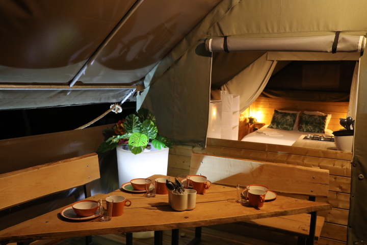 Safari-lodge KIBO : une expérience immersive en pleine nature à Arlebosc — espace de vie