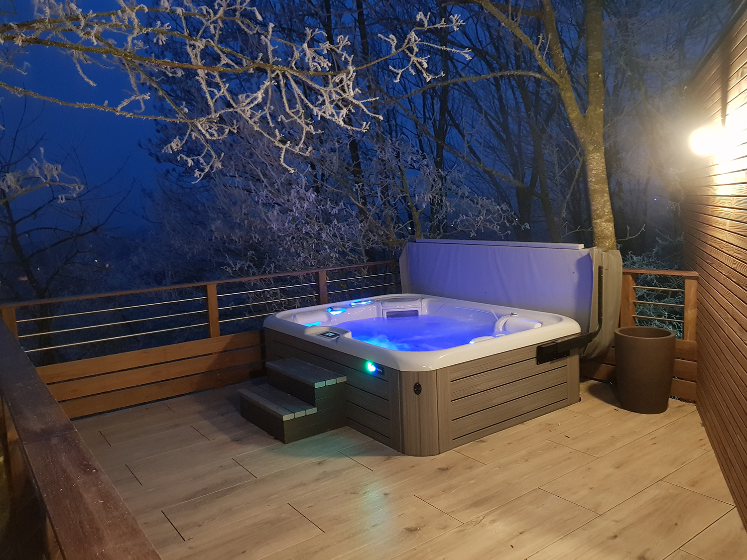 Chalet Spa Sirius : un cocon de sérénité en Lorraine à Ville-Sur-Illon — espace de vie