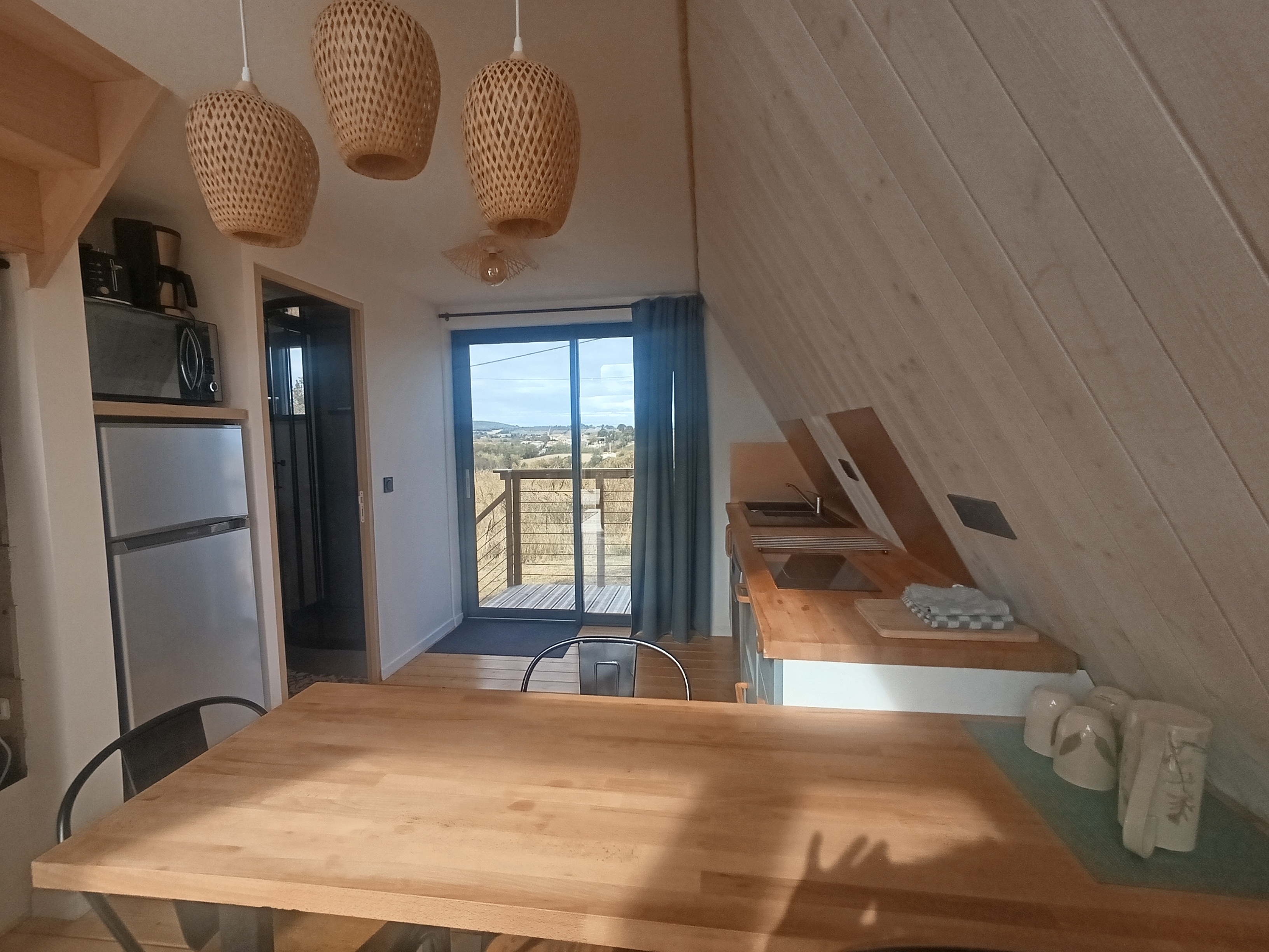 La Cabane des Biquets — Cabane avec spa à vue sur les collines en Aude à Taurize — environnement naturel