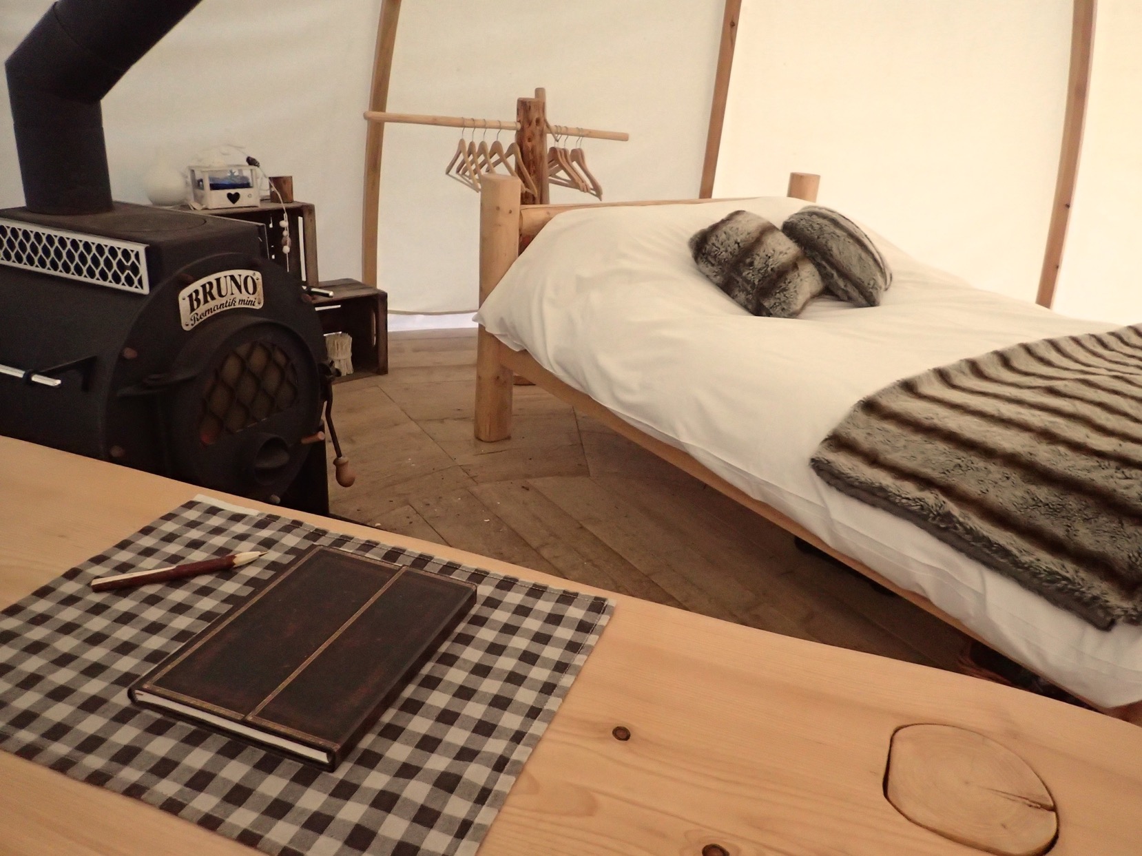 Lodge Wapi : une expérience immersive en pleine nature à Mont-Saxonnex — chambre