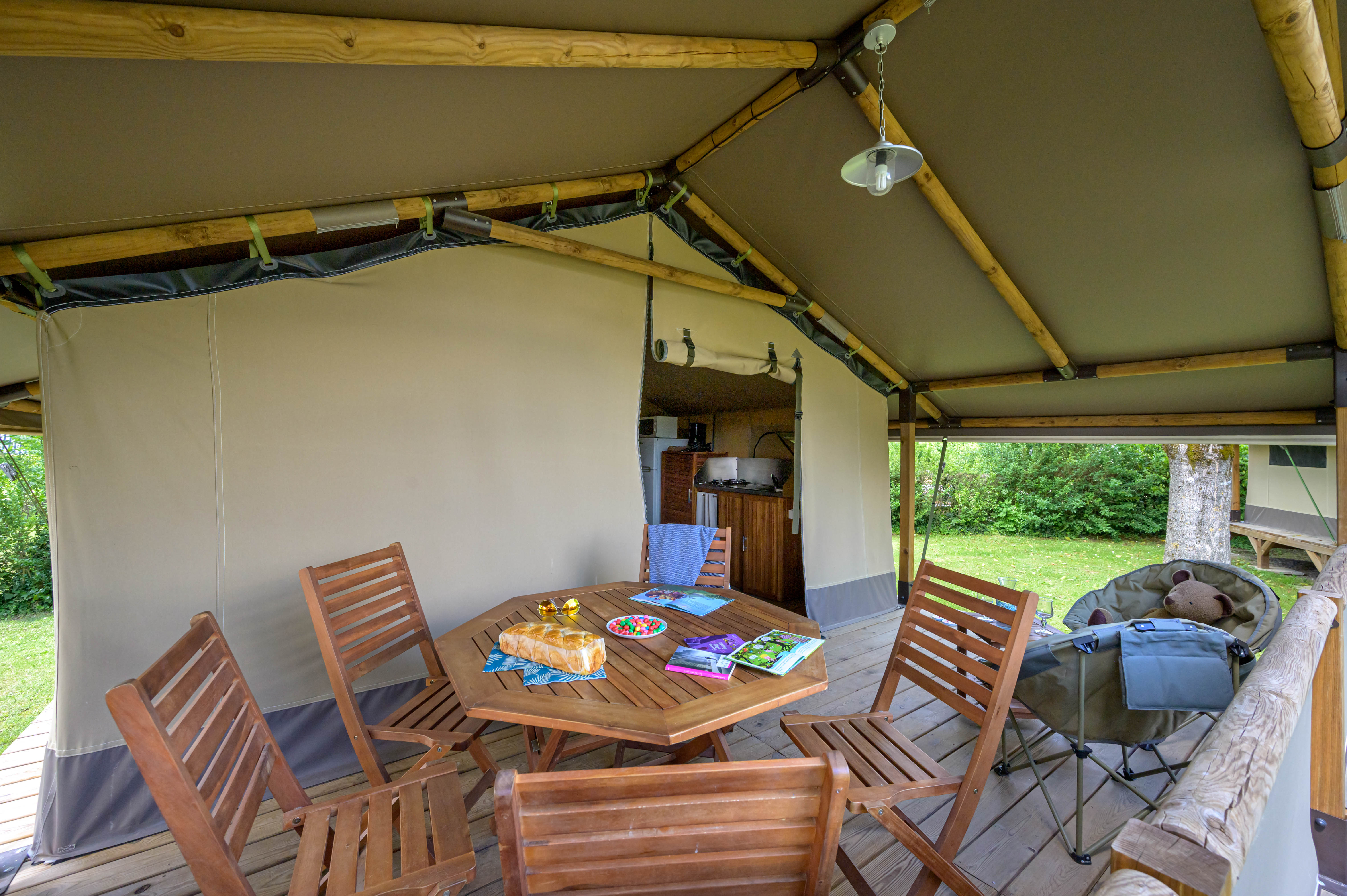 Lodge Kenya Confort — Tente lodge avec spa à Hauterives (Drôme)