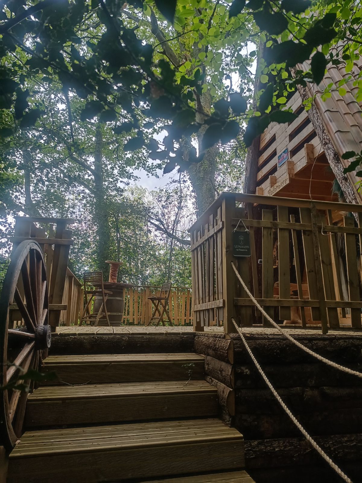 La Palombière Saint-Armou — Cabane avec spa à Saint-Armou (Pyrénées-Atlantiques) à Saint-Armou — espace de vie