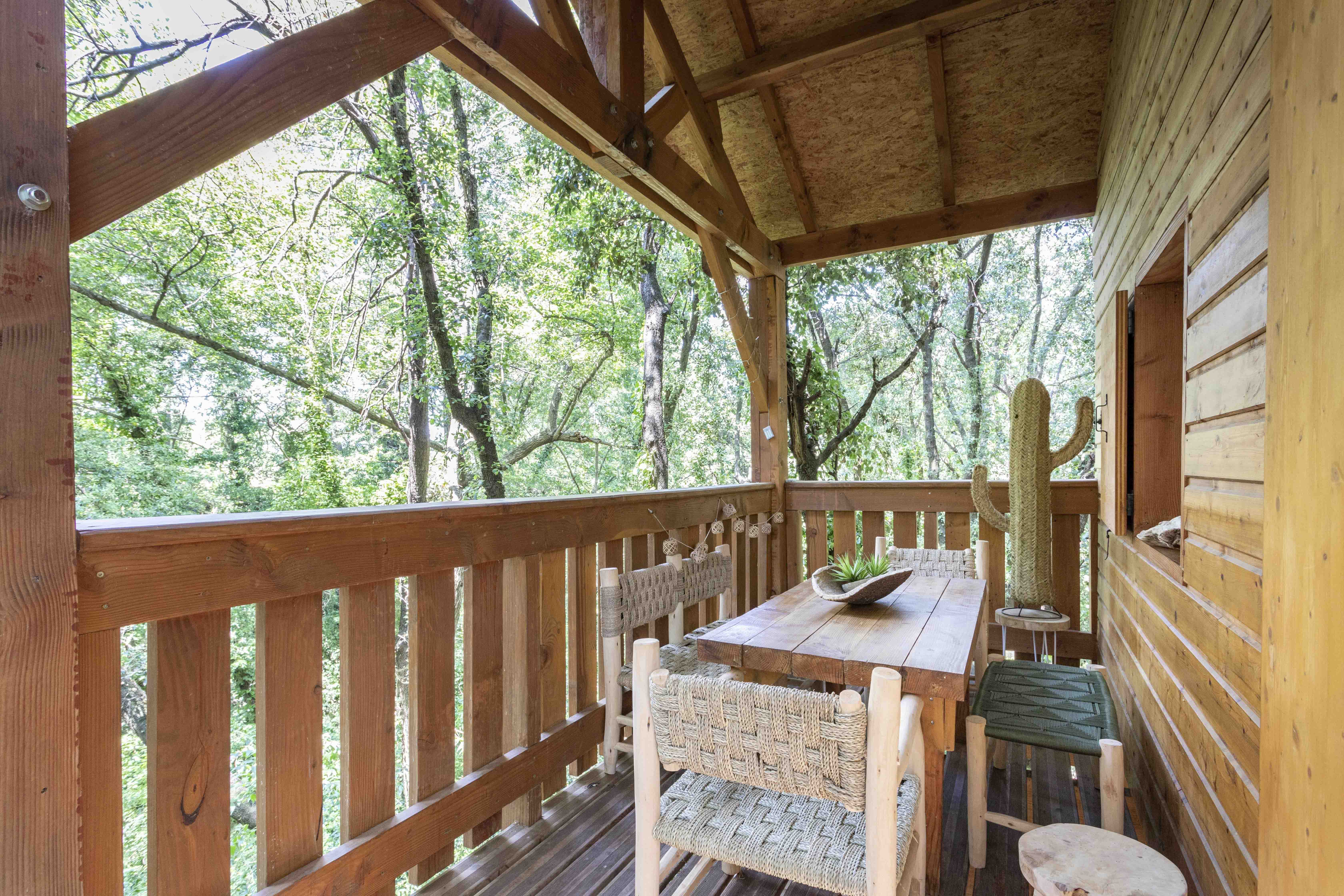 La Cabane Pascale : une échappée belle sur pilotis à Maureillas-Las-Illas — vue depuis la terrasse