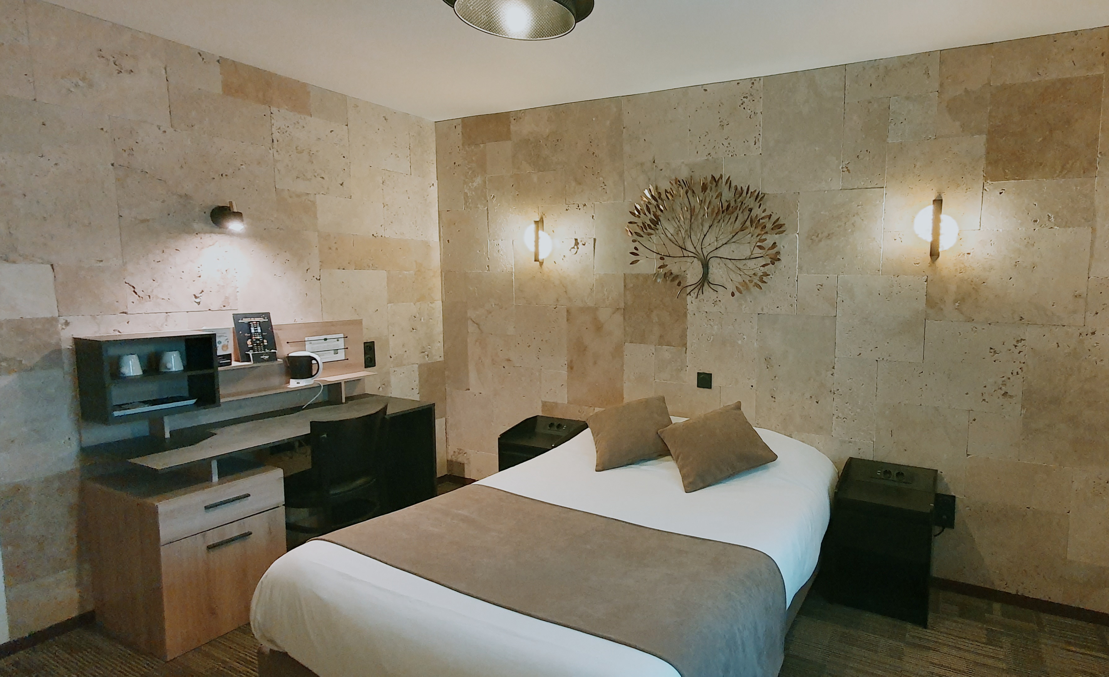 Chambre du Moulin - Standard — Confort et spa à Ain à Meillonnas — chambre