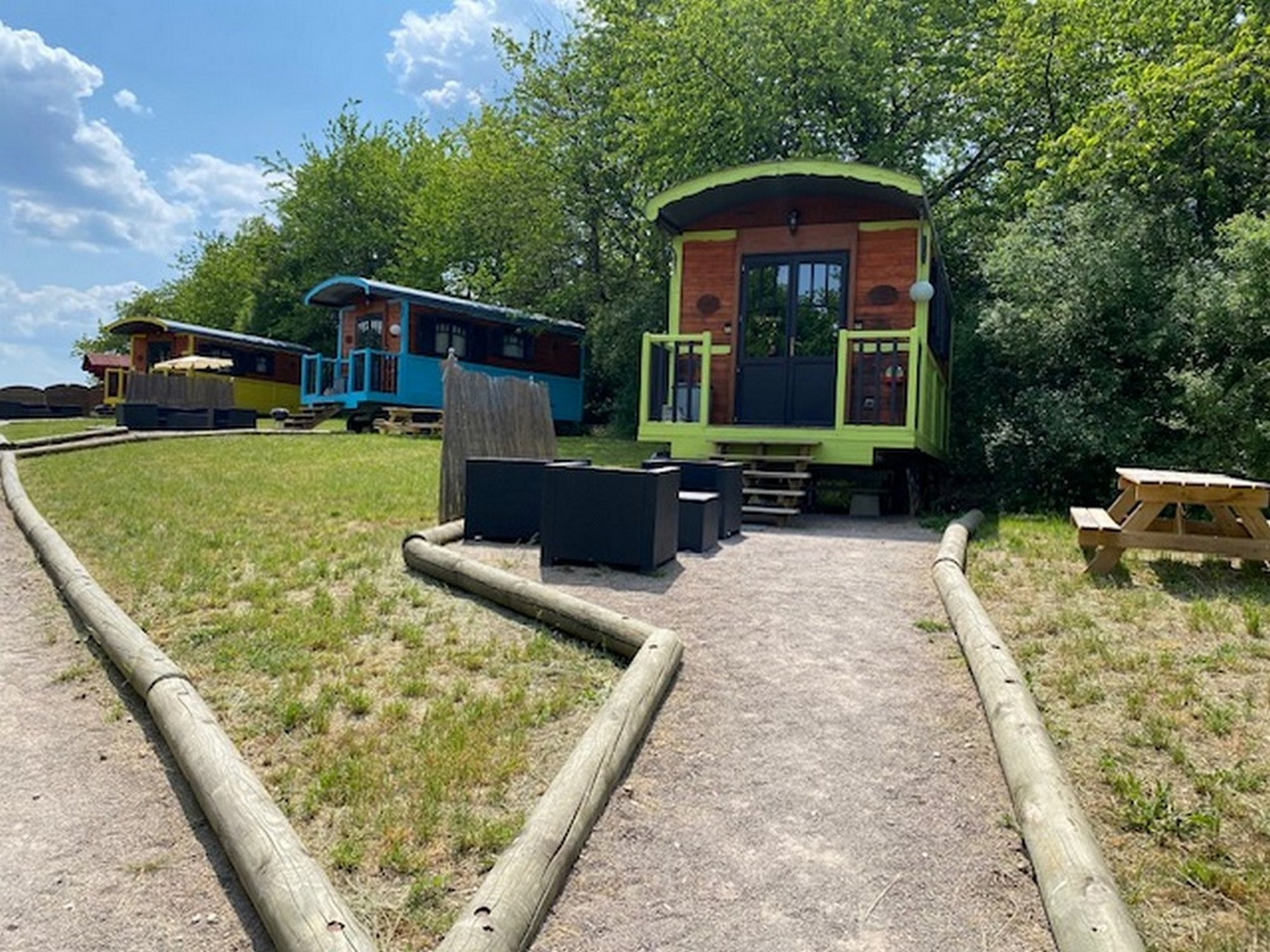 Roulotte Odine — Escapade bohème avec spa à Moselle