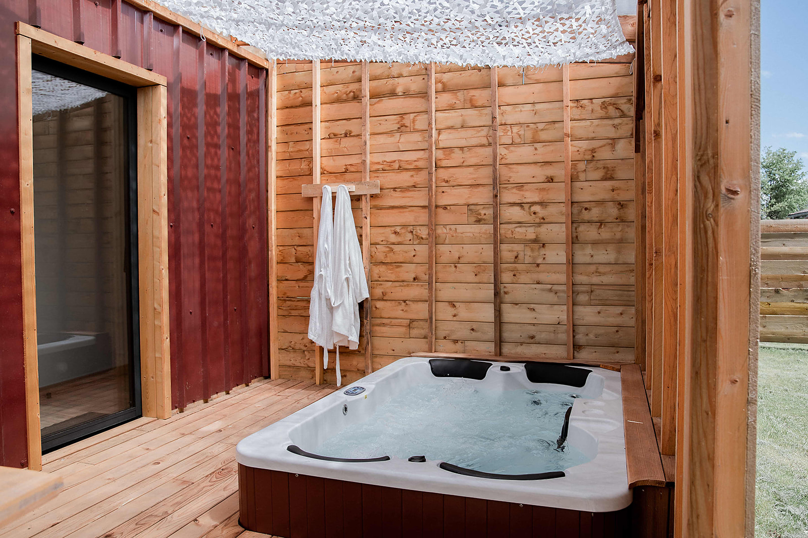 Tiny cosy & Spa : une évasion unique en Aquitaine à Aureilhan — salle de bain