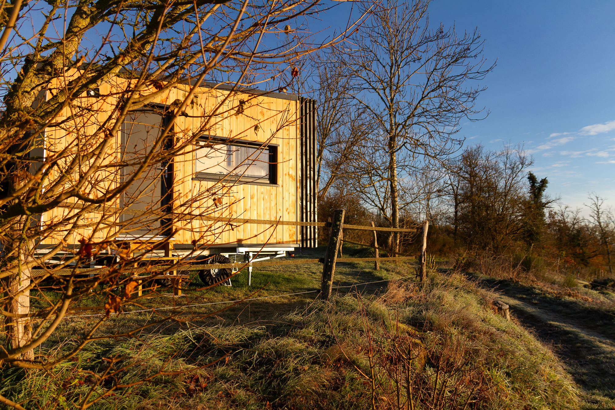 Homnest - Confins des Domes — Tiny House avec vue panoramique à Volvic (Puy-de-Dôme) à Volvic — salle de bain