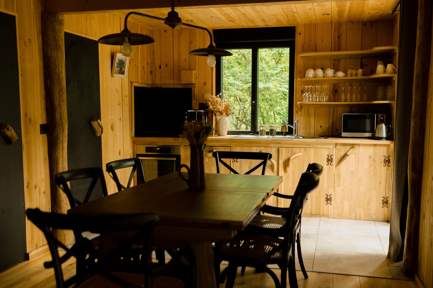 Cabane Spa Le Refuge : une immersion en Picardie à St-Léger-Aux-Bois — environnement naturel