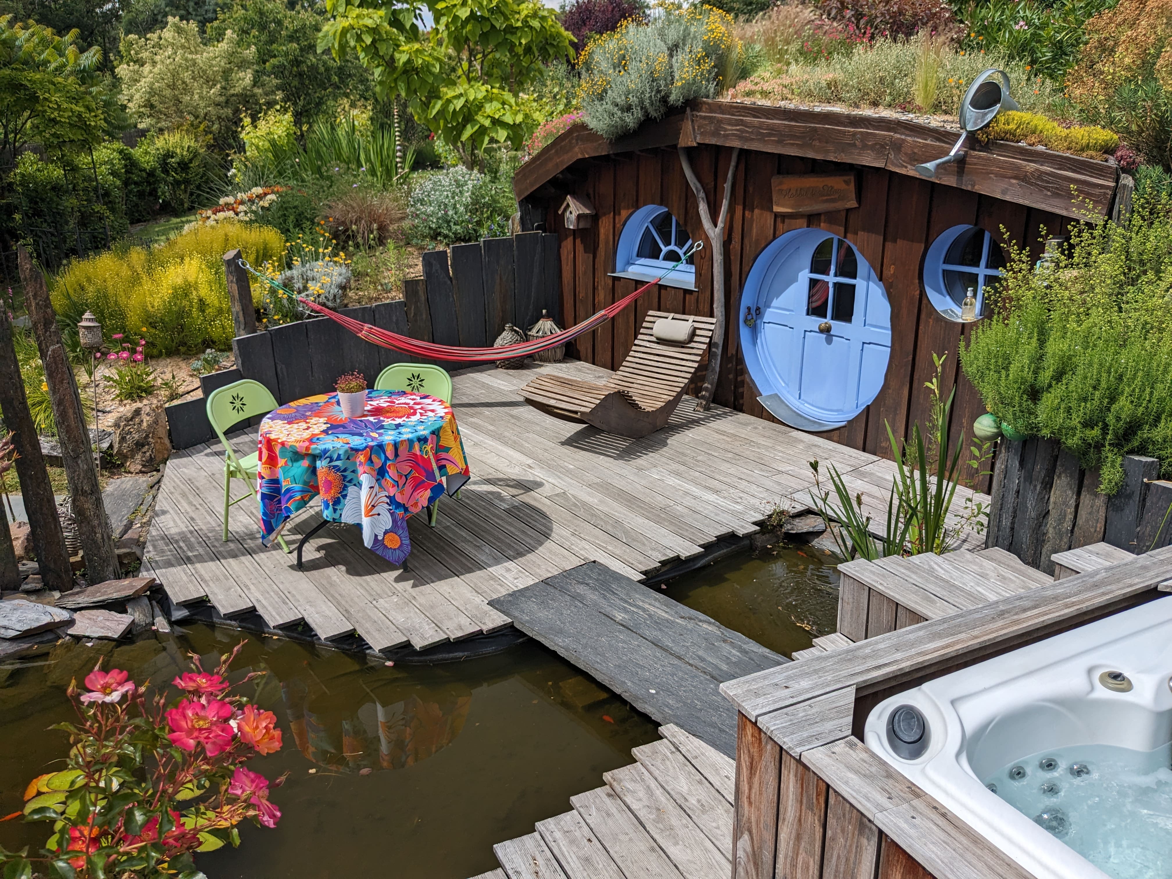 Le Terrier Spa du Hobbit : une évasion enchantée à Brissac Loire Aubance — vue intérieure