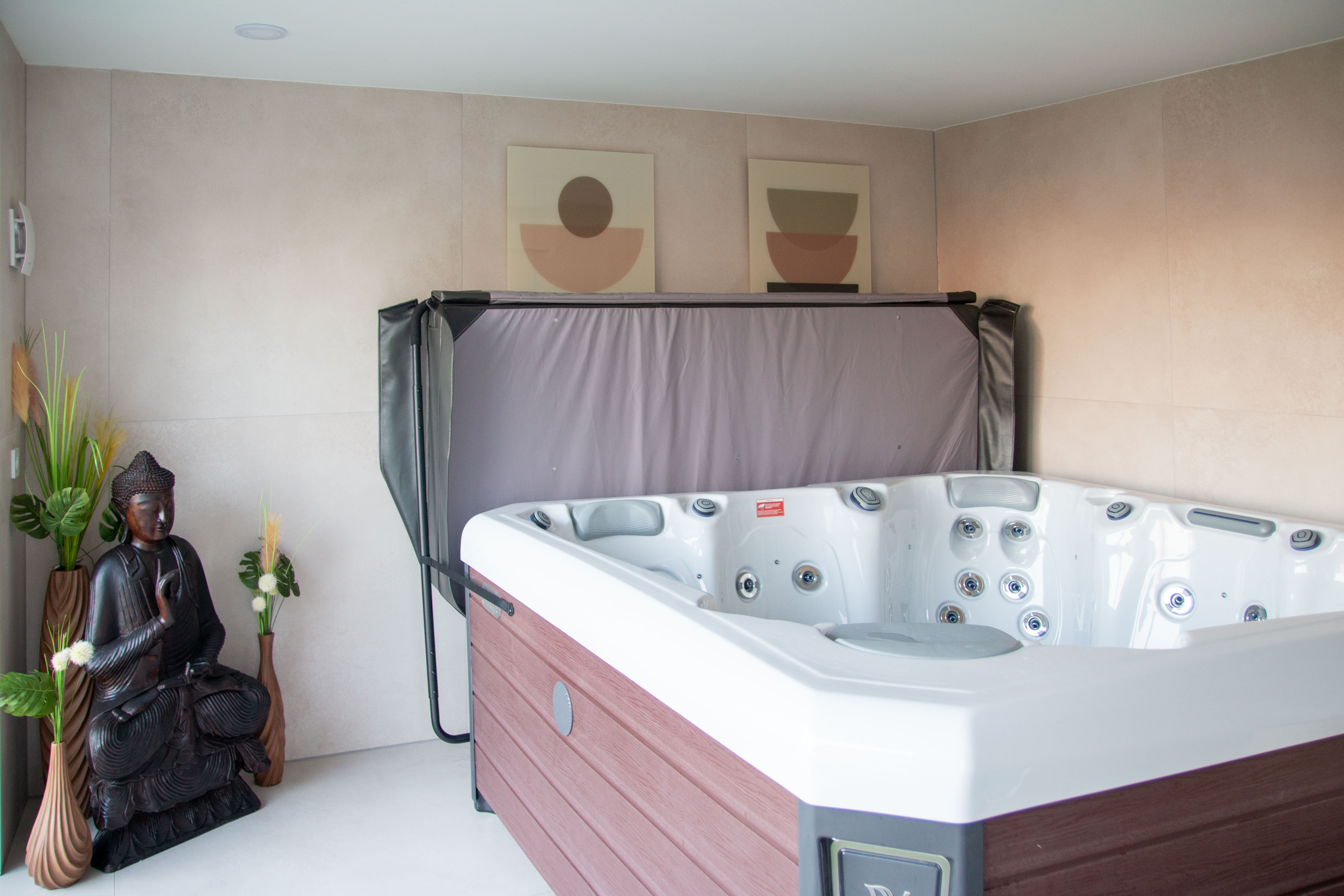 Le Dôme du Levant & Spa — Dôme avec jacuzzi à Holving (Moselle) à Holving — espace de vie