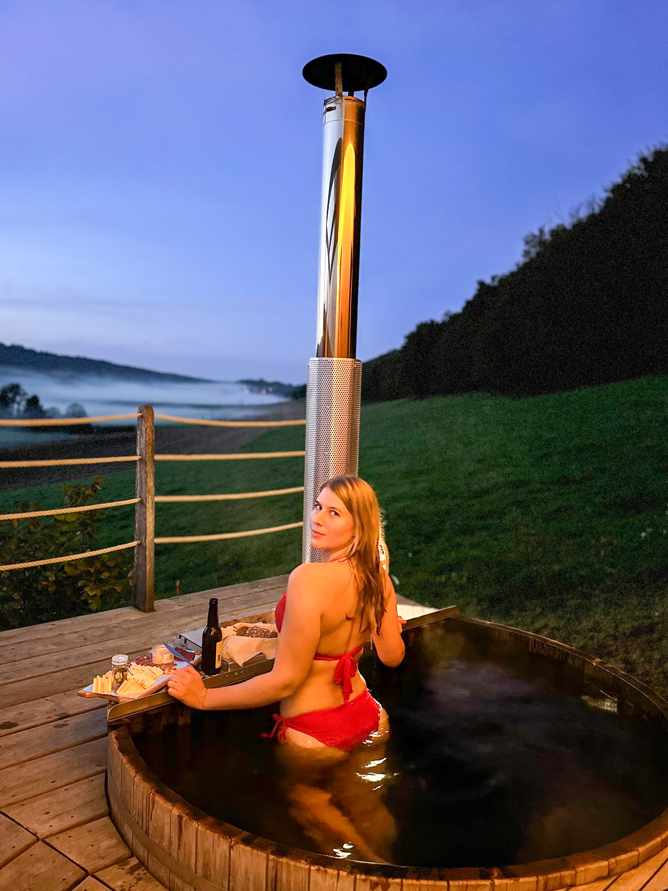 Cabane Épicéa & Spa — Cabane sur pilotis avec bain nordique à Jura à Tavaux — chambre