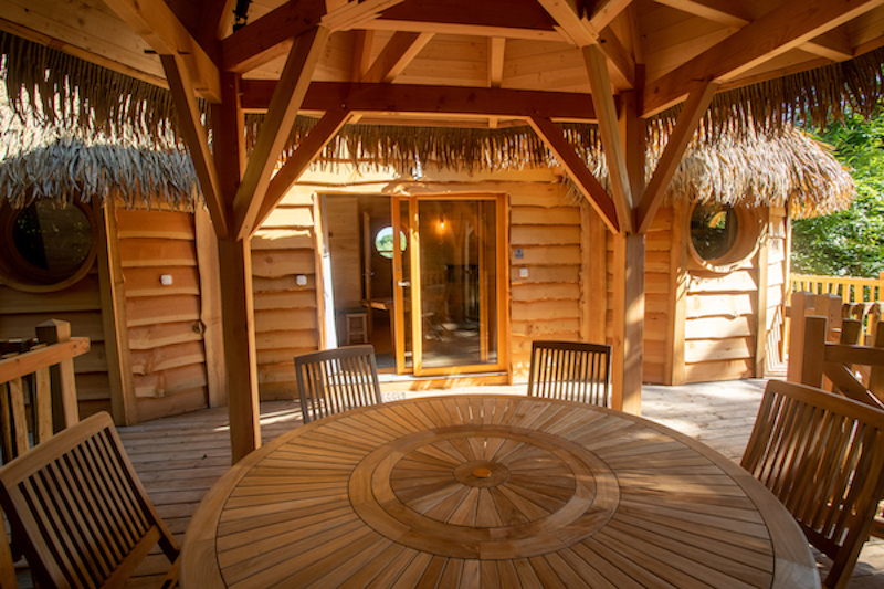 Cabane Dundee — Nuit perchée à 3m dans le Finistère à Pleyber Christ — chambre