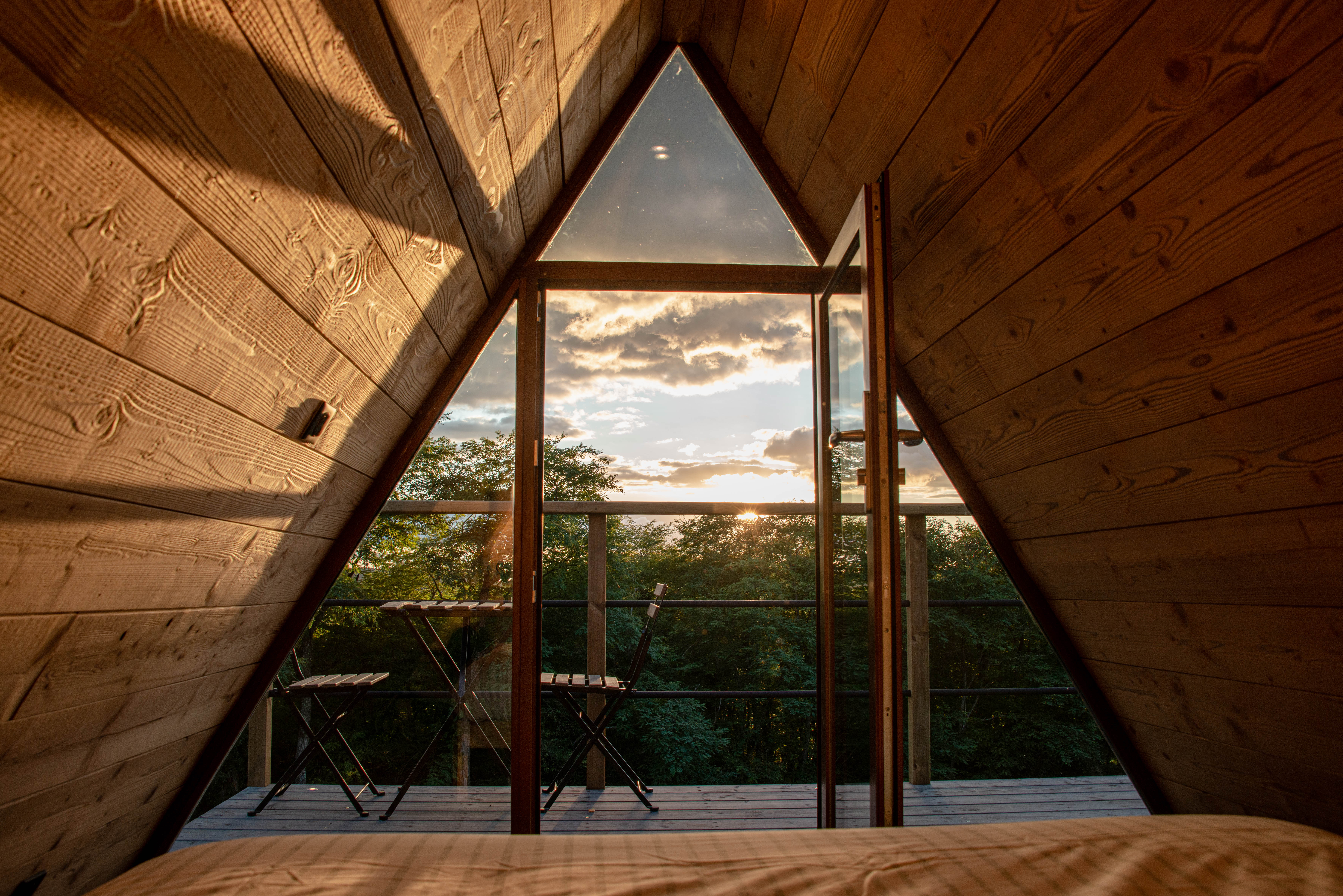 Cabane A-frame & Spa — Évasion en pleine nature à Allier