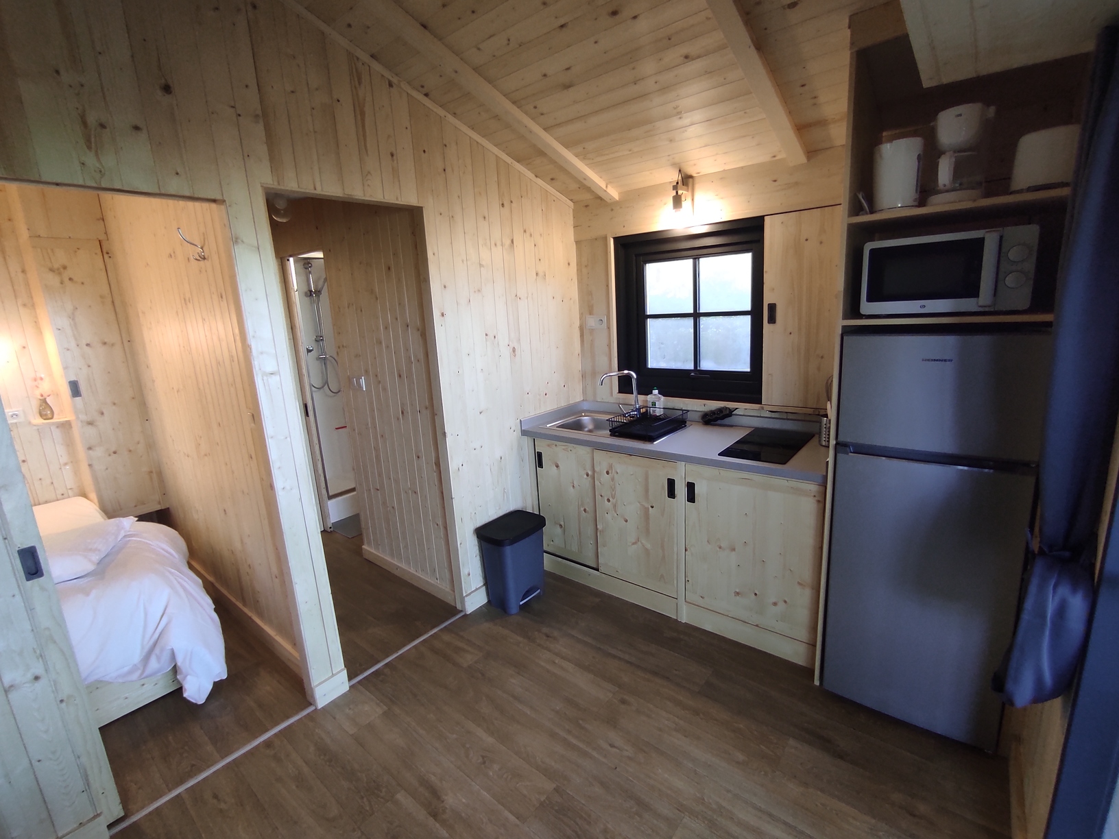 Chalet Le Chavanon : une évasion romantique en Limousin à Flayat — chambre
